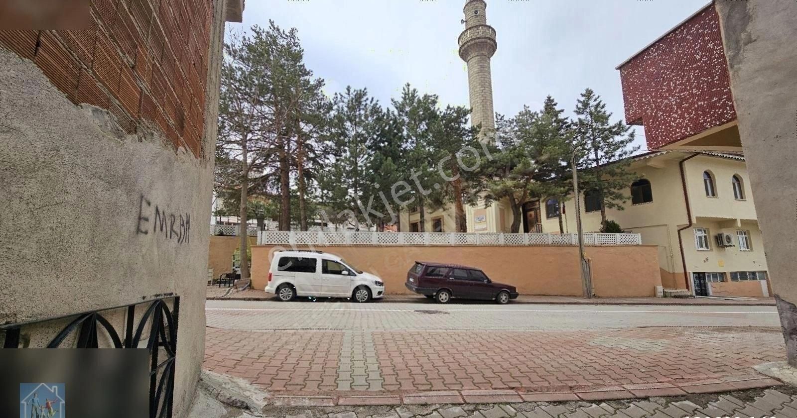Suşehri Kemalpaşa Mahallesi Satılık 3+1 Daire