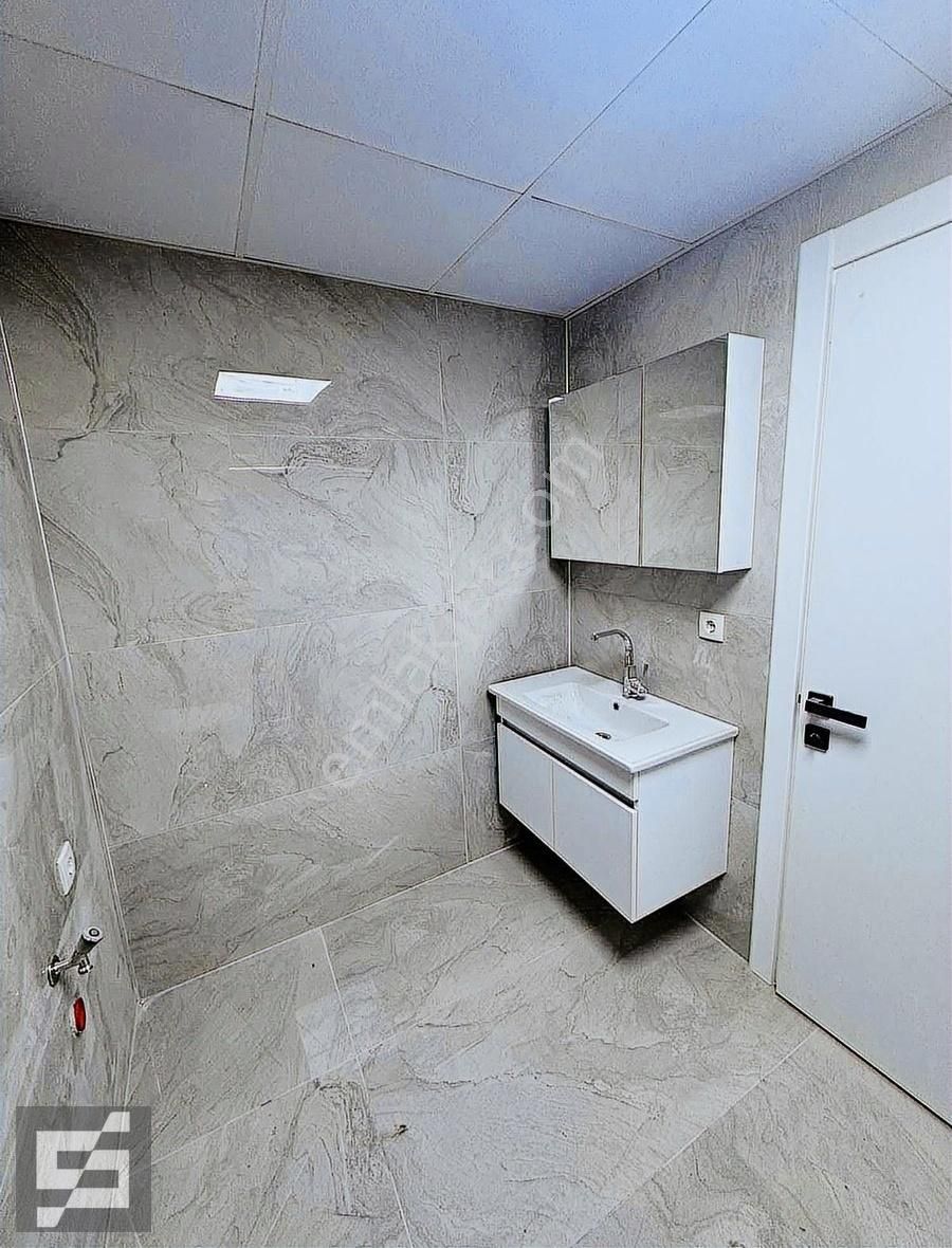 Sancak Emlak'tan Köprübaşı Mh.ebv.banyolu 3+1 Sıfır Daire
