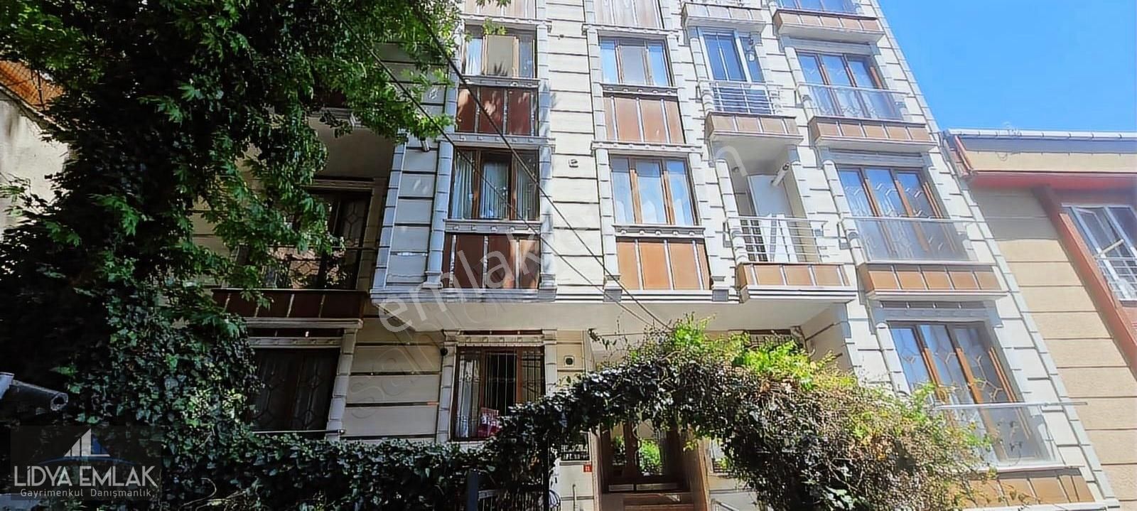 Kiralık Daire 2+1 70 M2 Ayrı Mutfaklı