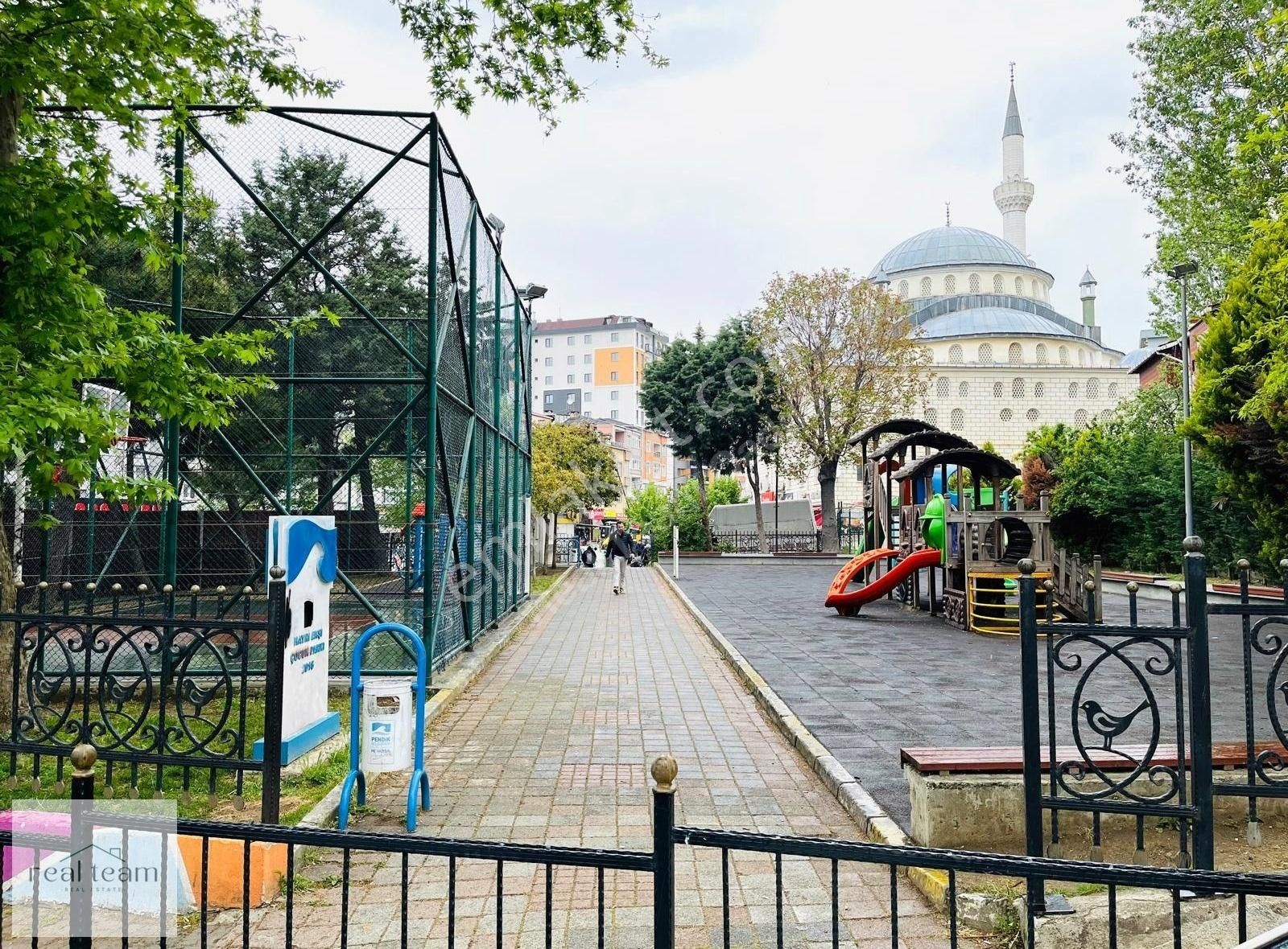R.ılgaz Cd'ne Yakın&ayrı Girişli&tektapu&poliüretan Çatı Dubleks