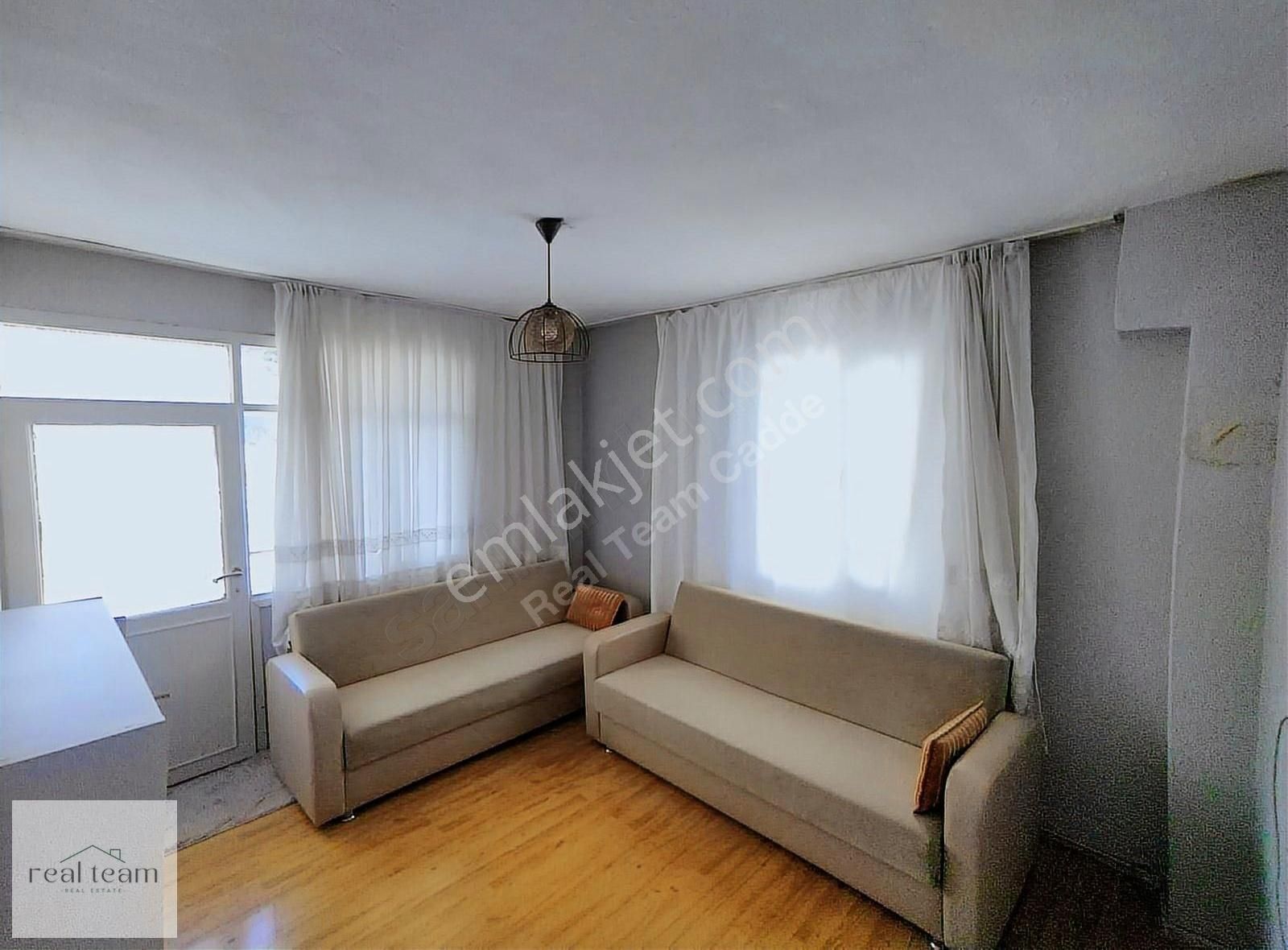 Oturuma Hazır Eşyalı Kiralık 2+1 Daire - Görsel 6