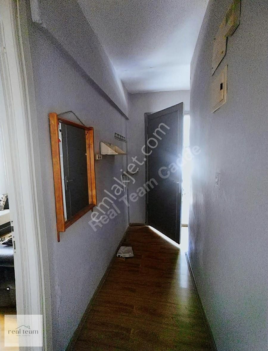 Oturuma Hazır Eşyalı Kiralık 2+1 Daire - Görsel 8