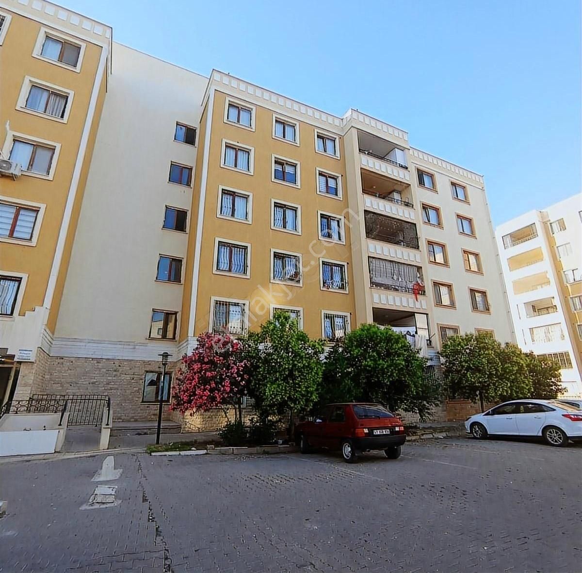Akziyaret Emlak Tan Kiralık 2+1 Arakat Sarı Blokları Toki Daires