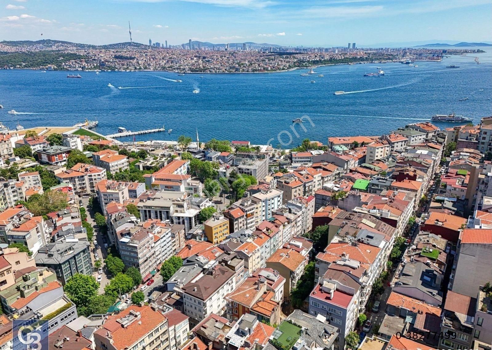 Cihangir Boğaza Komşu Asansörlü Butik 0 Binada 2+1 Daire