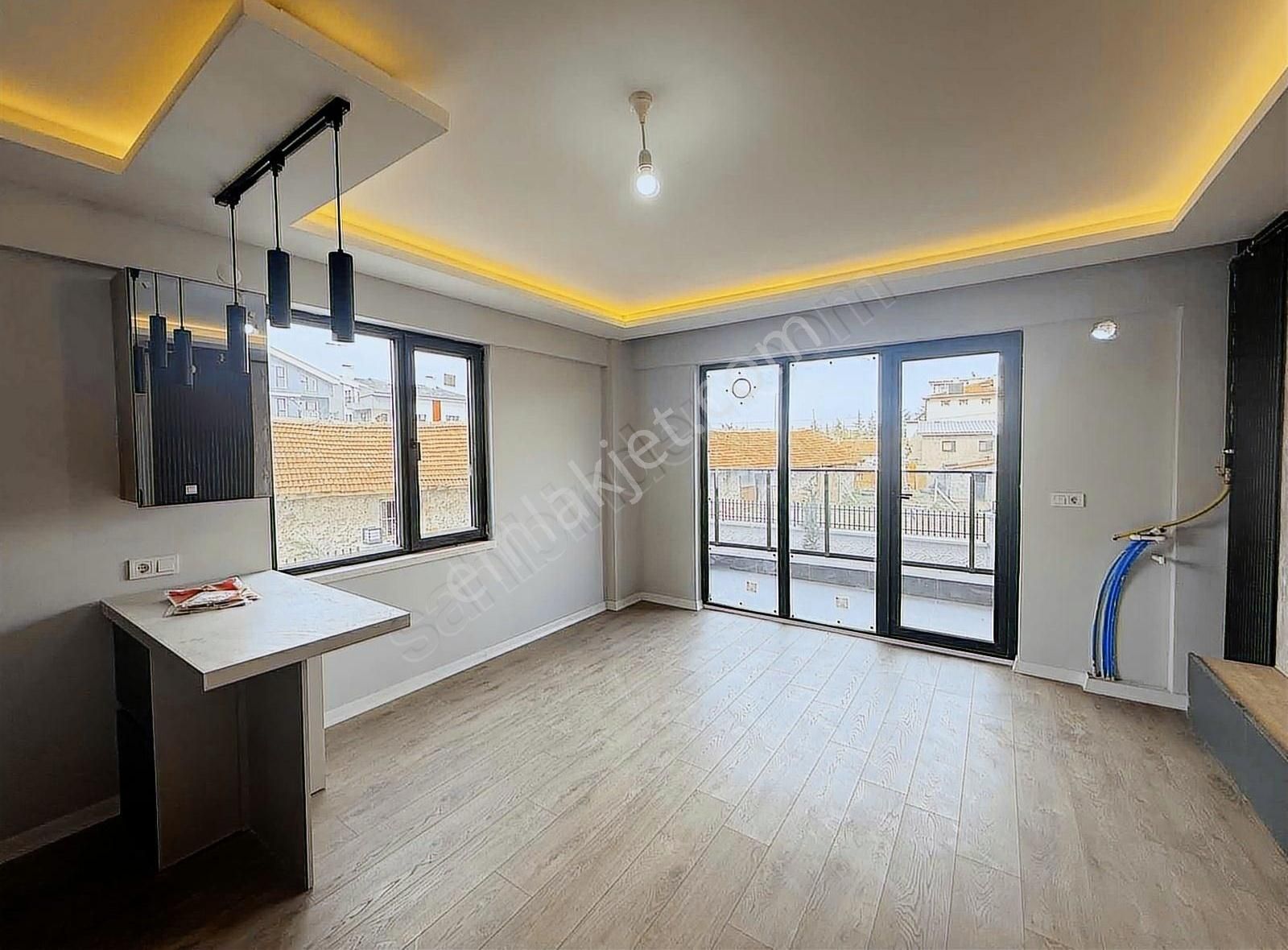 Ateşbeyden İncekte Site Konseptinde Lüx Yapılı Geniş Satılık 1+1