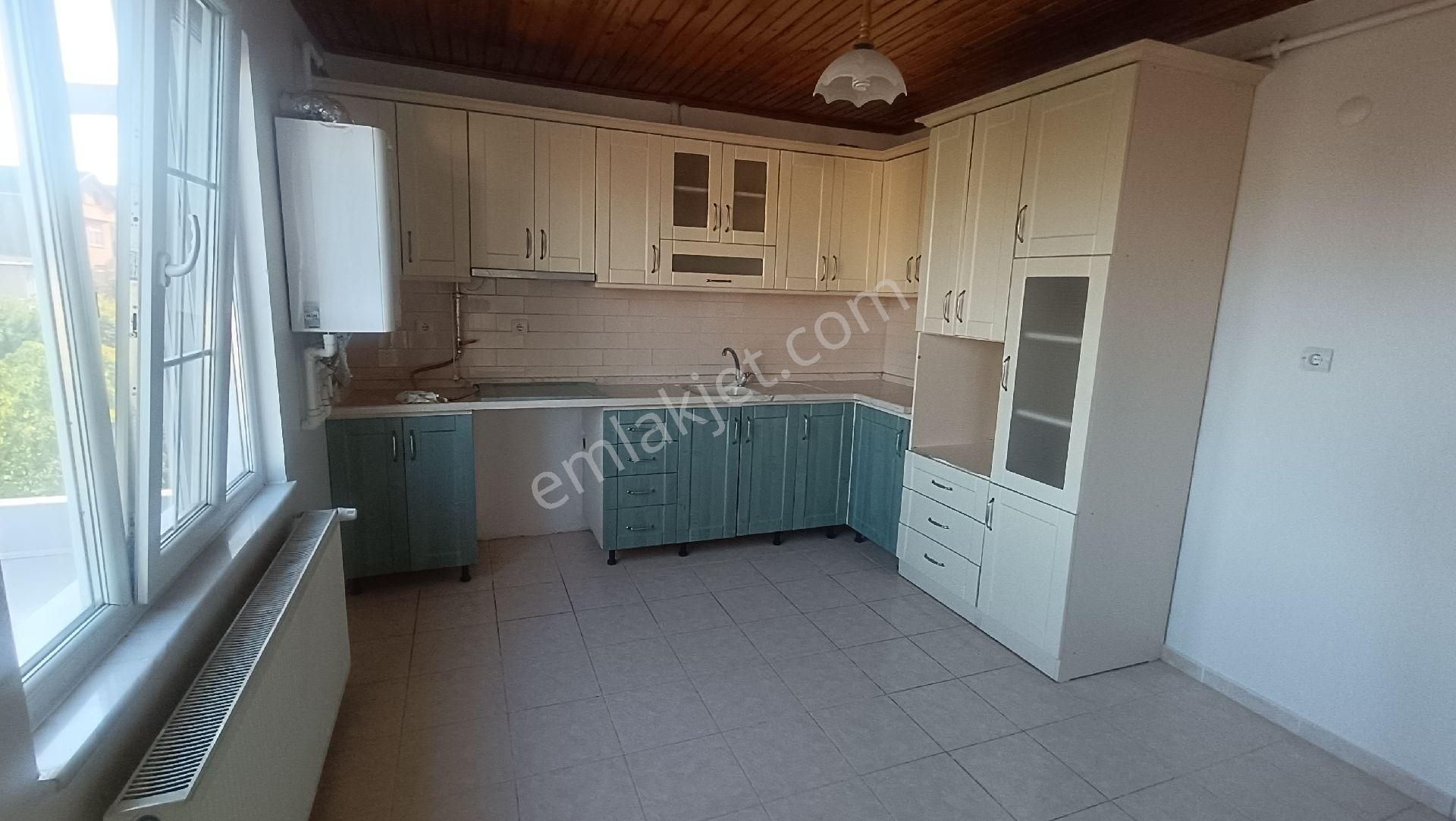 Körfez Çamlıtepe De 2+1 100 M2 Bakımlı Kiralık Daire