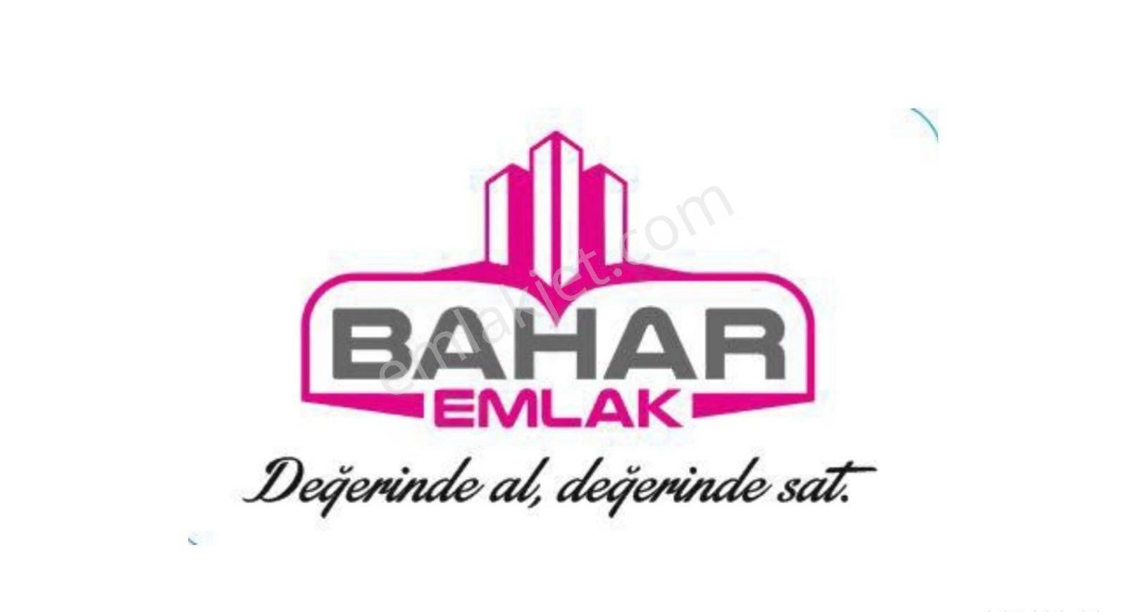 Gölemen Mevkinde Çarşıya Yürüme Mesafeli Topraktan Daire