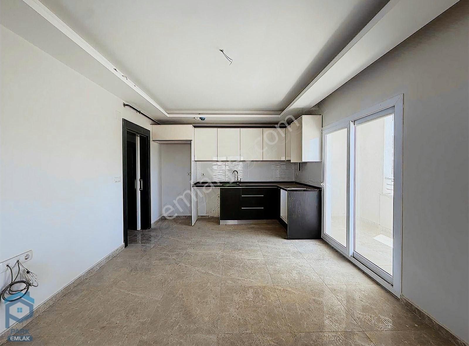 Park Emlak'tan Tarsus Altaylılar Mah.satılık 4+1 Site İçi Daire