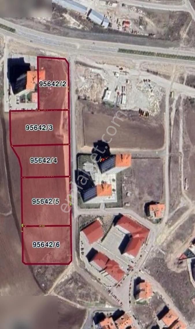 Cantürk'ten Ankara Pursaklar'da Bir Daire Getirili Site Arsası