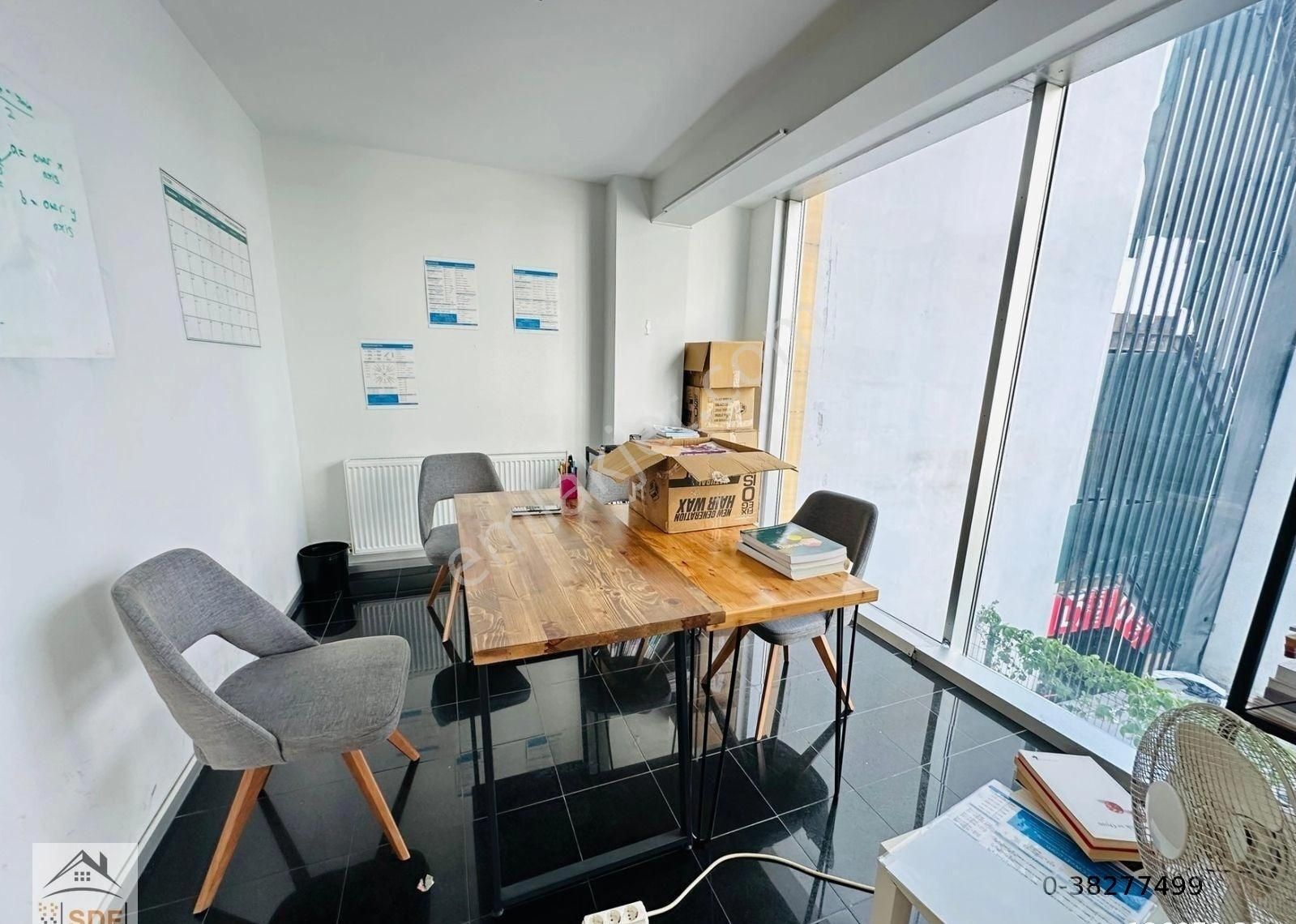 Prestijli Lokasyonda Kullanıma Hazır Ofis – G1 Konutları