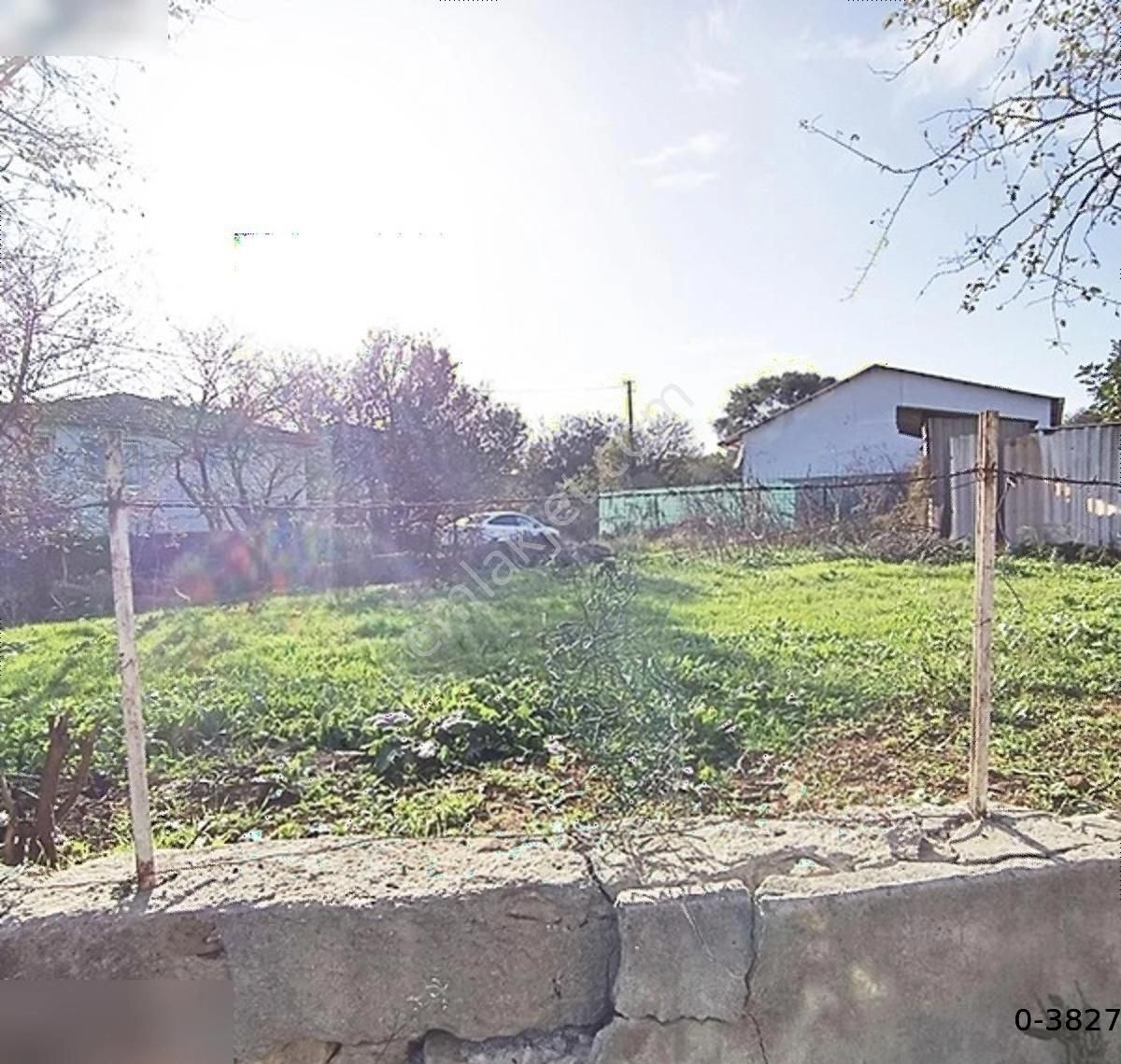 Garden Gayrimenkul'den Köy İçi Köşe Konumlu İmarlı Arsa - Görsel 4