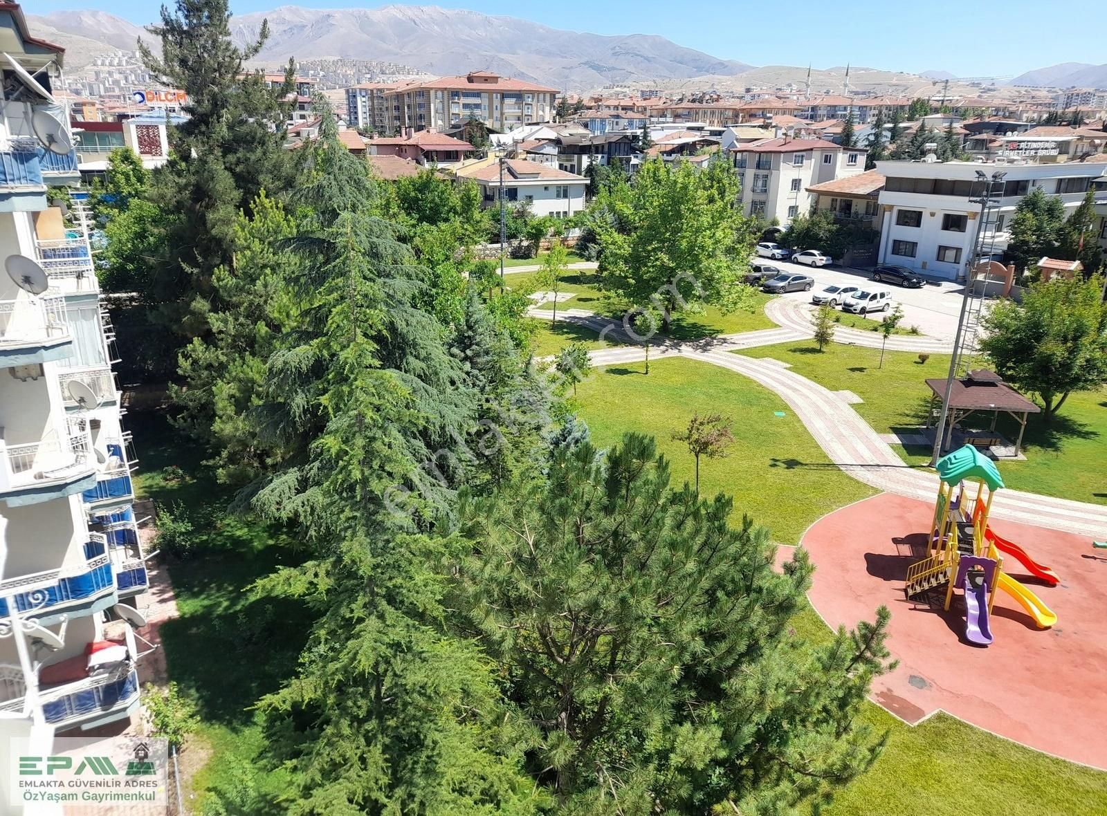 Epa Özyaşam'dan Yeşilyurt Belediyesine 100 M Site İçi Daire