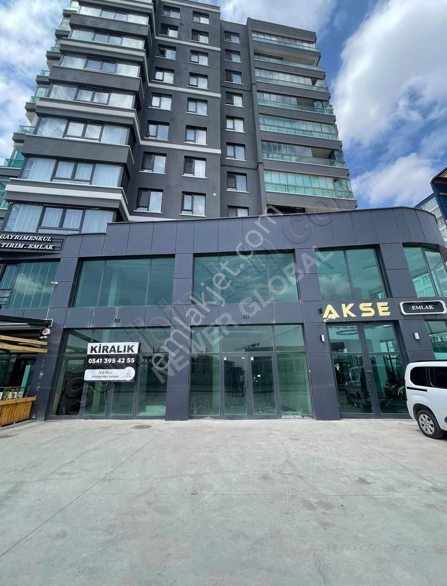Ticaret'in Yeni Kalbi Yeşilova'da Timkoya Komşu Emsalsiz Dükkan!