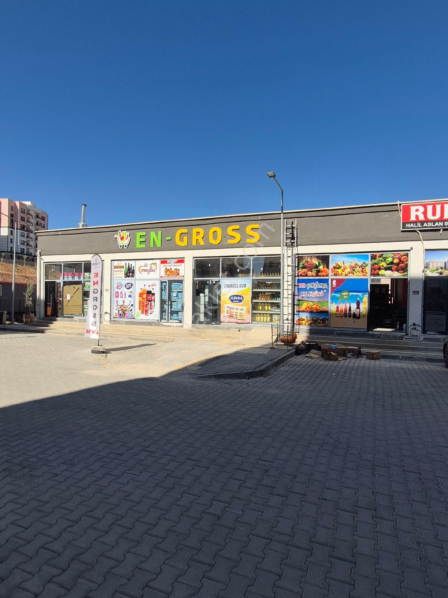 Ruha Emlaktan Satılık 4×70m2=280m2 İş Yeri