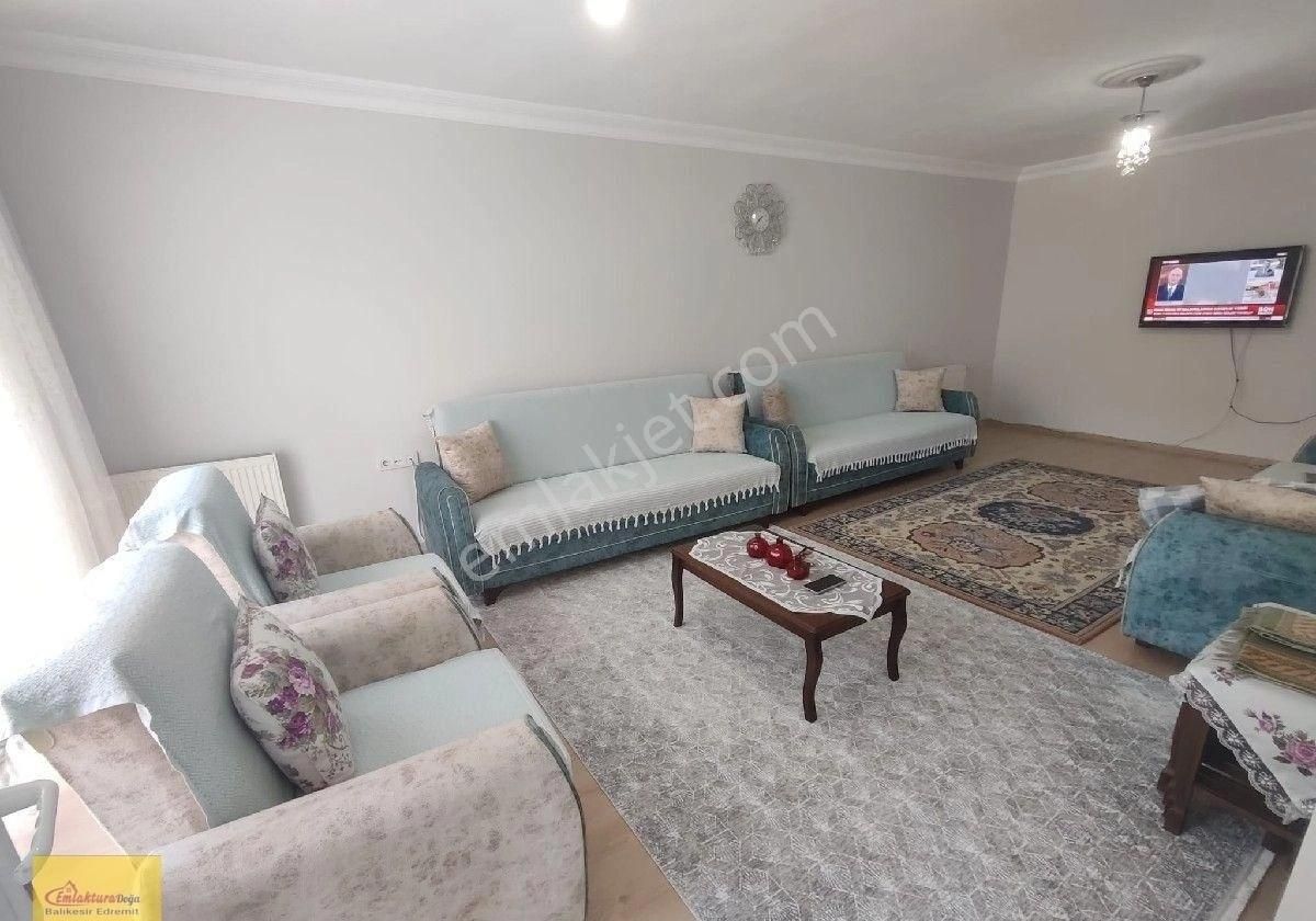 🔥 Acil Satılık 🔥edremit Kadıköy'de Üst Tarafta Geniş Peyzaj 143 M2 3+1 Satılık Daire