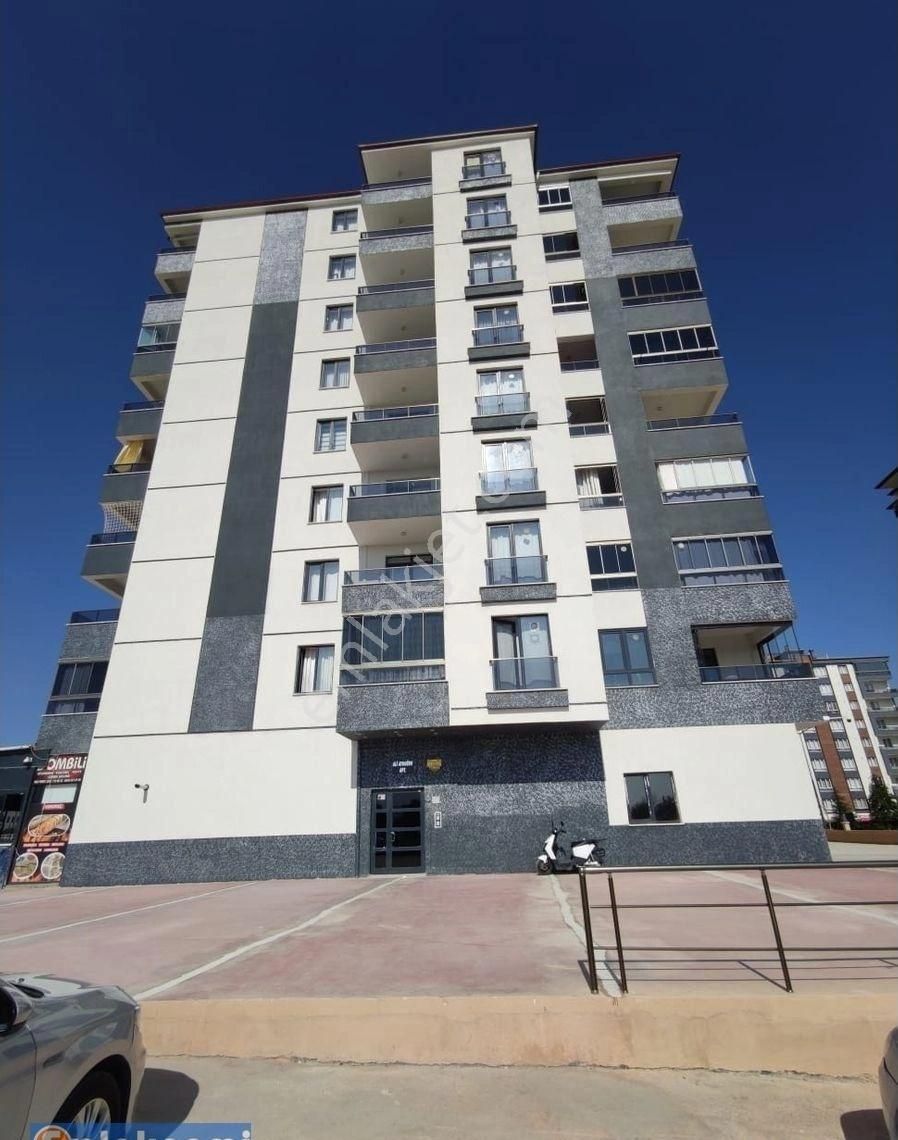 Site İçerisinde Satılık Full Eşyalı Lüks 1+1 Apart