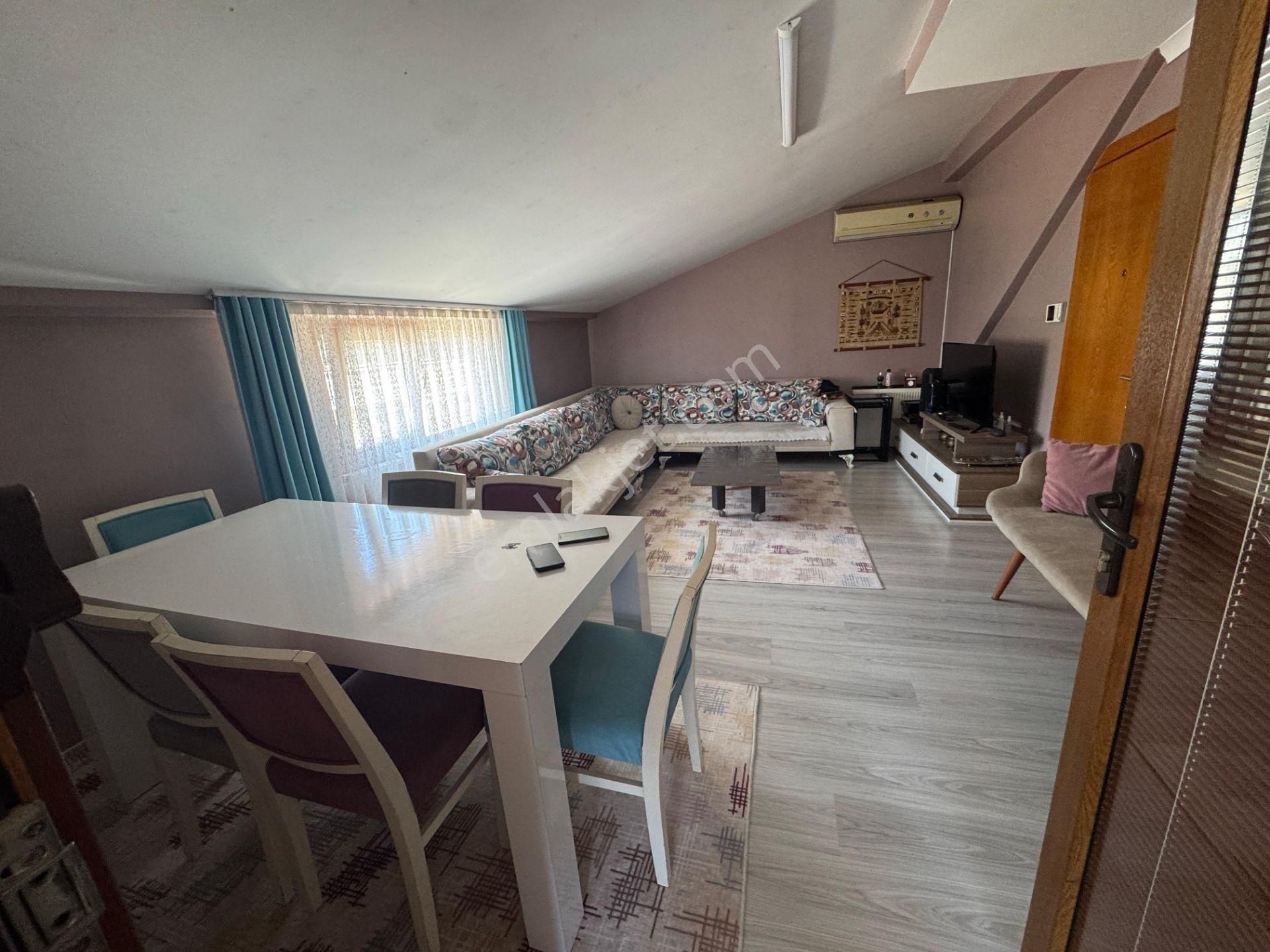 Üsküdar Cumhuriyet Mah. Asansörlü 3+1 Dubleks Daire - Görsel 8