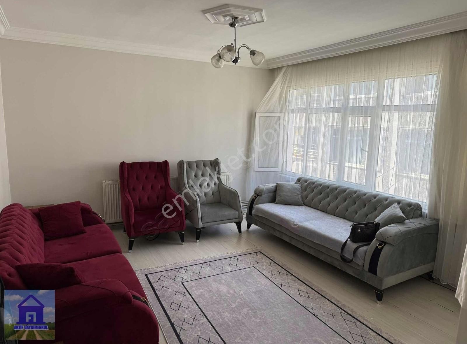 Şirinevler Meydanda 3+1 Full Eşyalı Boyalı 4. Kat Kiralık Daire