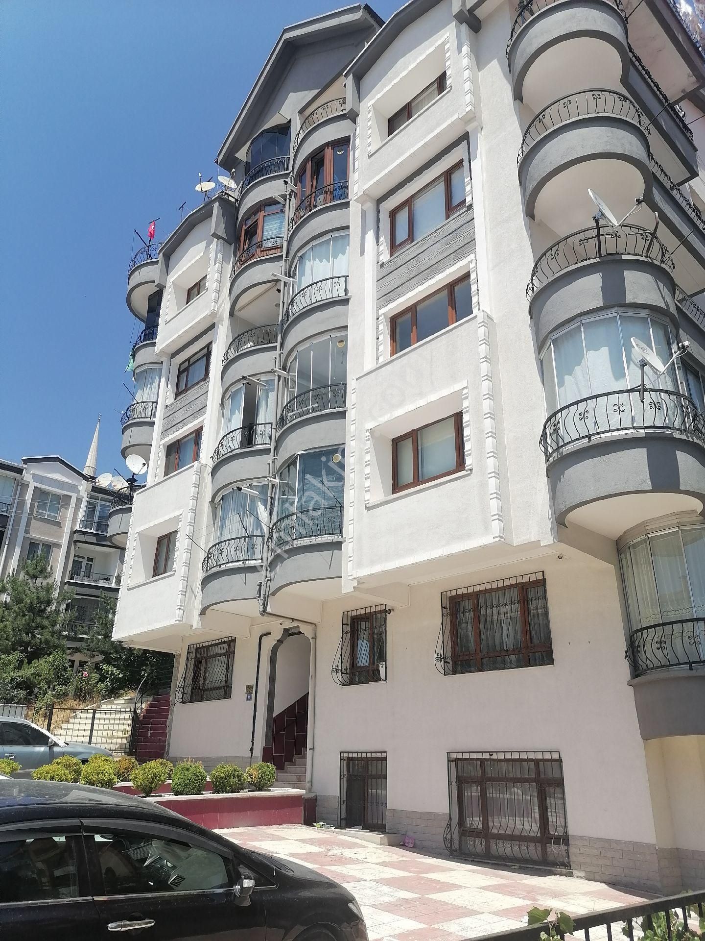 Satılık Keçiören Esertepe'de Cadde Üzeri 2+1 Masrafsız Daire