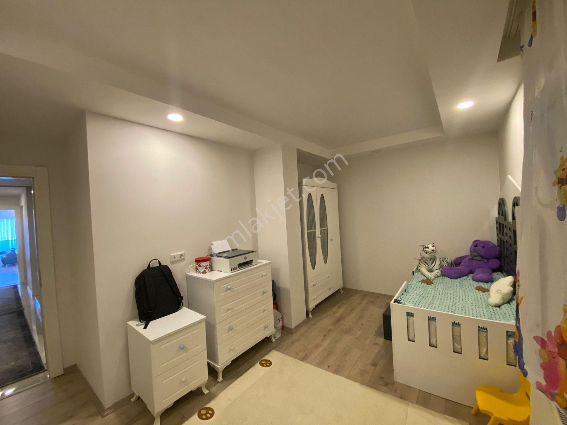 Işıklara Yürüme Mesafesinde Ultralüks Ebeveyn Banyolu Kapalı Otoparklı Dubleks - Görsel 12