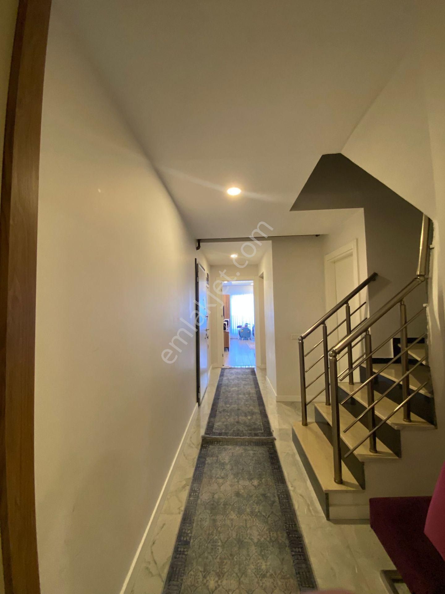 Işıklara Yürüme Mesafesinde Ultralüks Ebeveyn Banyolu Kapalı Otoparklı Dubleks - Görsel 25