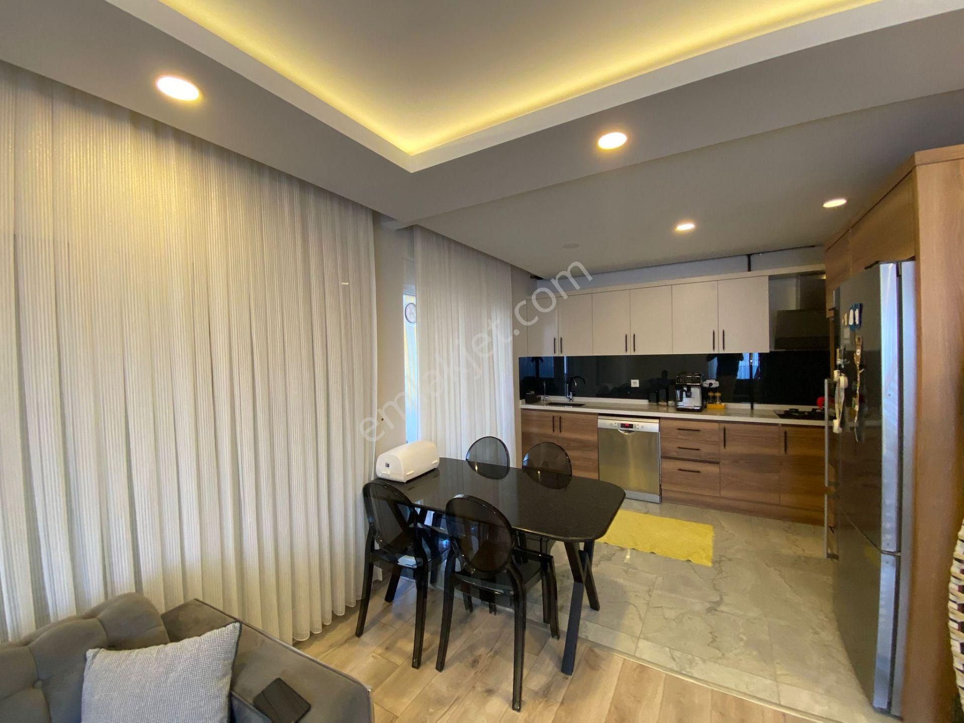 Işıklara Yürüme Mesafesinde Ultralüks Ebeveyn Banyolu Kapalı Otoparklı Dubleks - Görsel 4