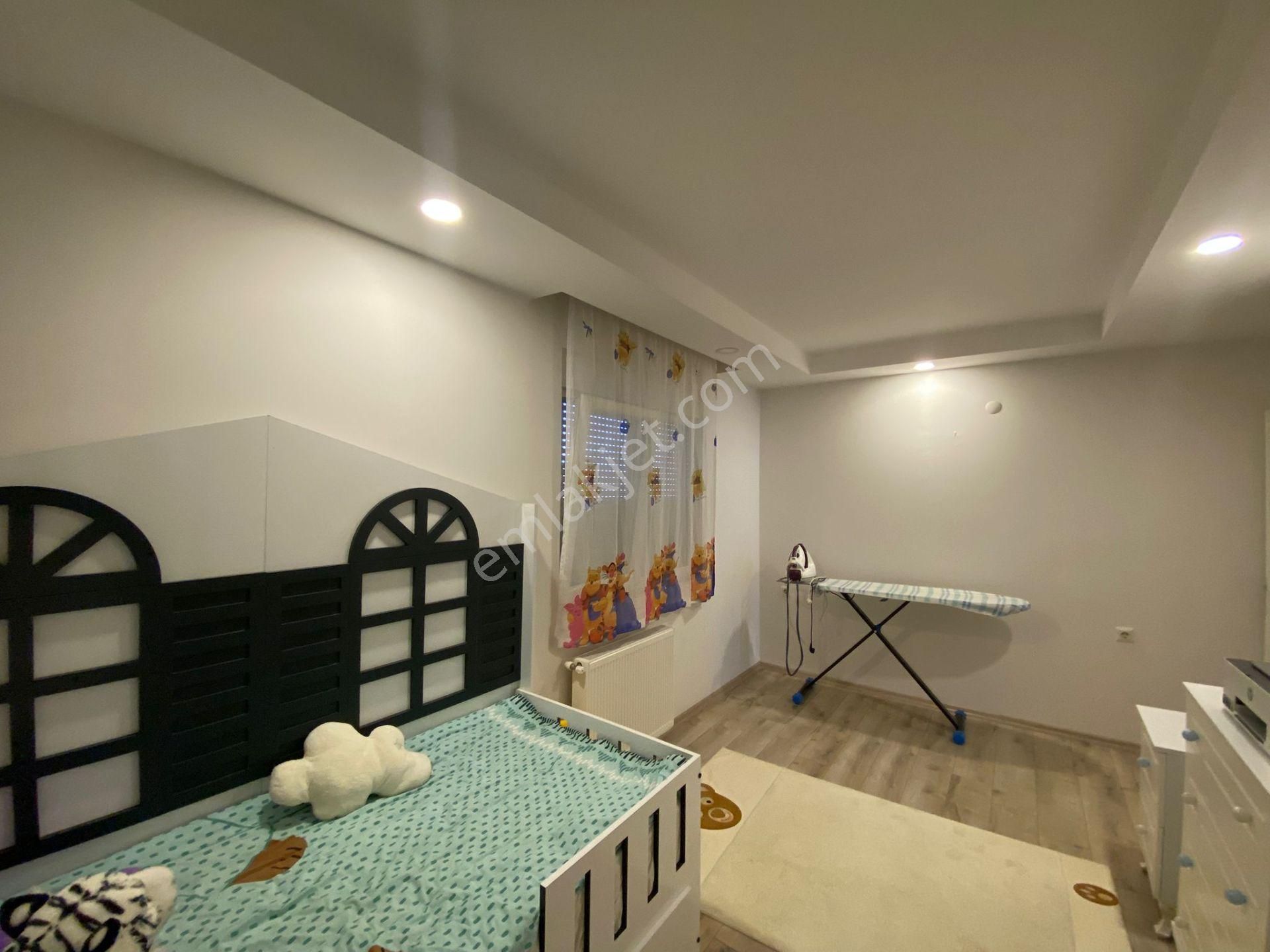 Işıklara Yürüme Mesafesinde Ultralüks Ebeveyn Banyolu Kapalı Otoparklı Dubleks - Görsel 15