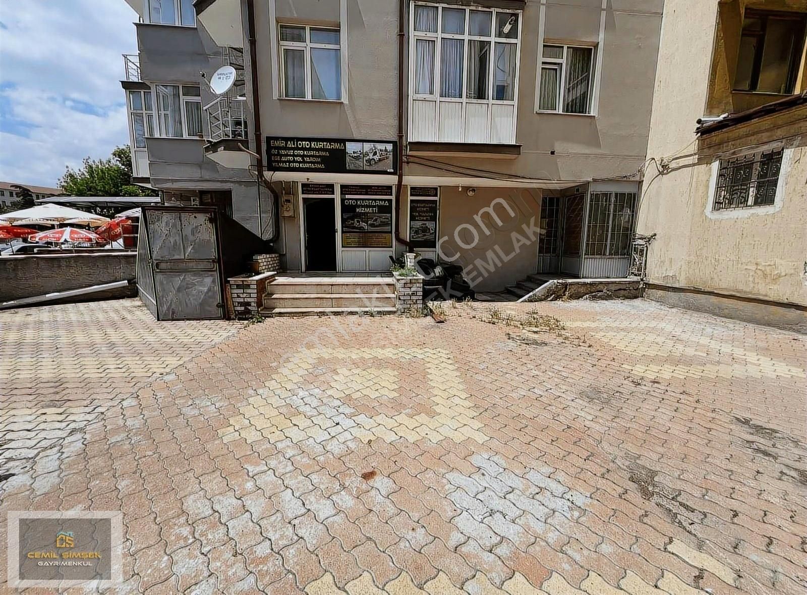 Cemil Şimşek Gayrimenkul'den Fatih Işıklar Mah Kiralık Dükkan