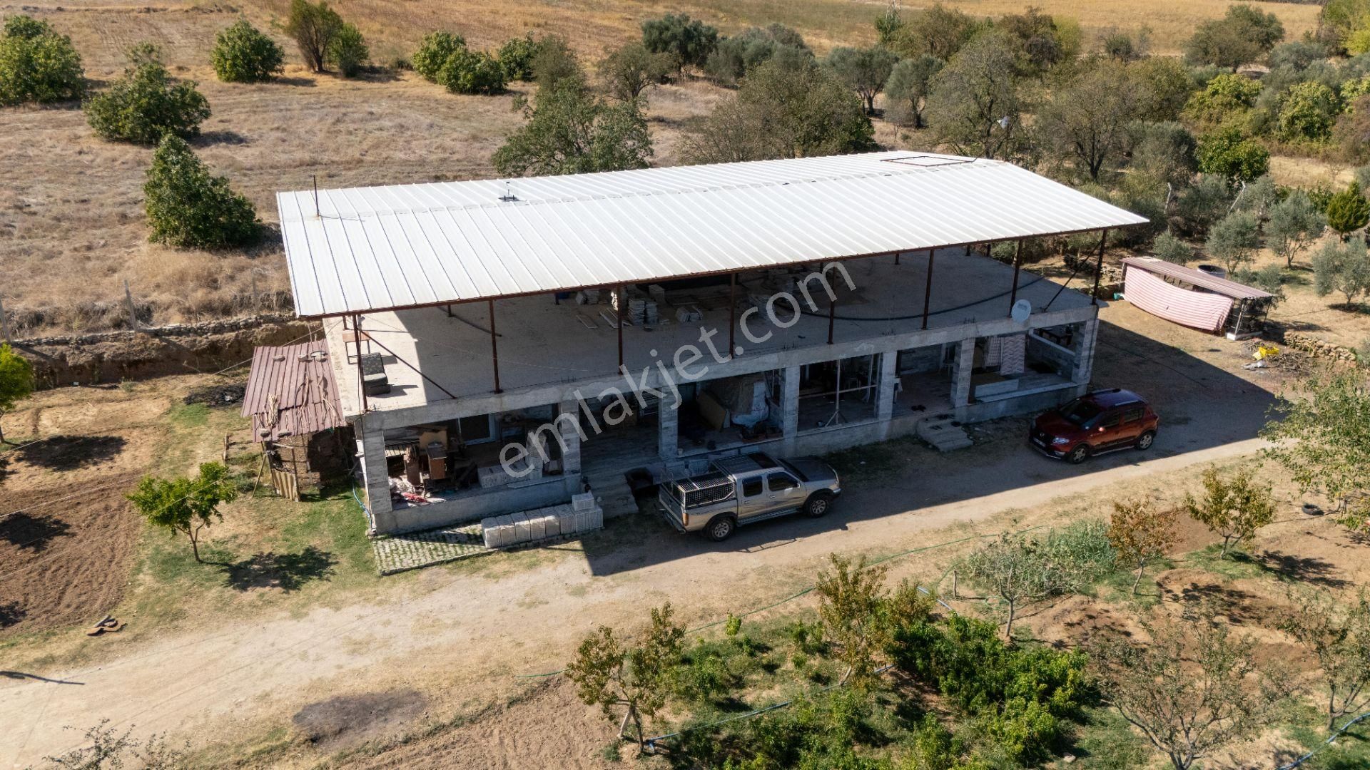Bozdoğan Osmaniye Mahallesinde Satılık Müstakil Ev Ve Bahçesi