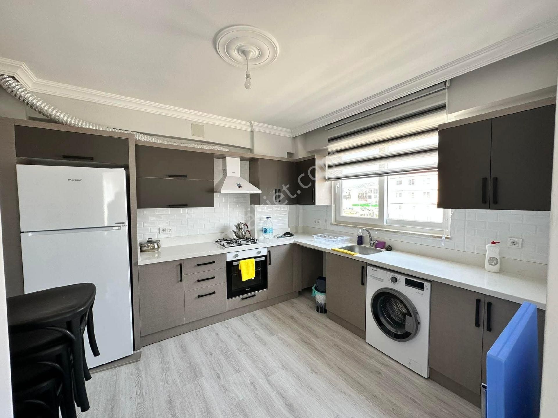 Ortaca Karaburunda Havuzlu Eşyalı 3+1 Satılık Daire