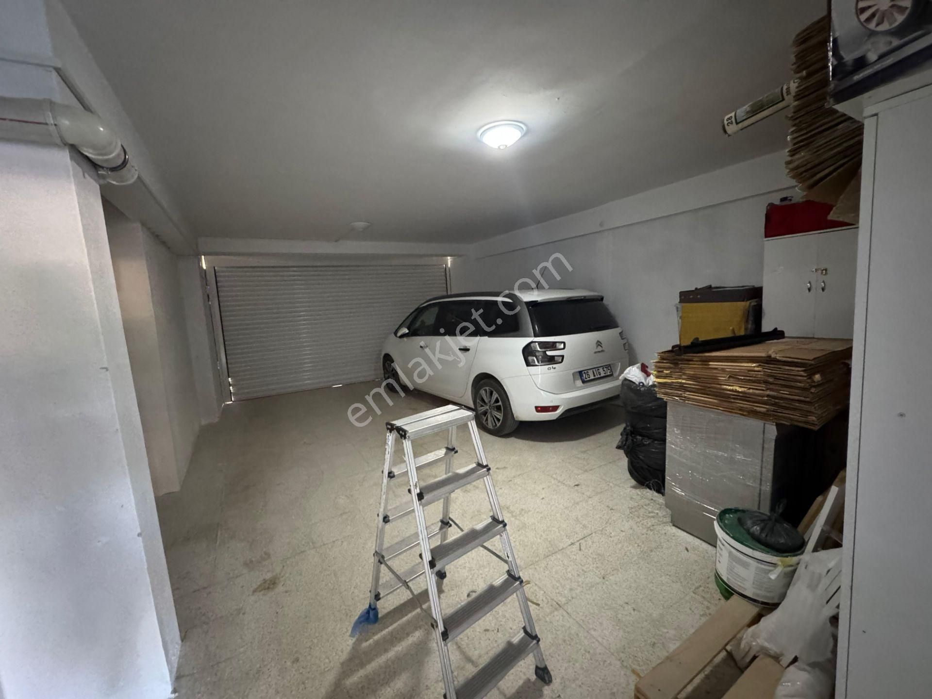 Yeşiltepe Mah. Cadde Üzerinde Özel Garajlı Modern 3+1/hys-14