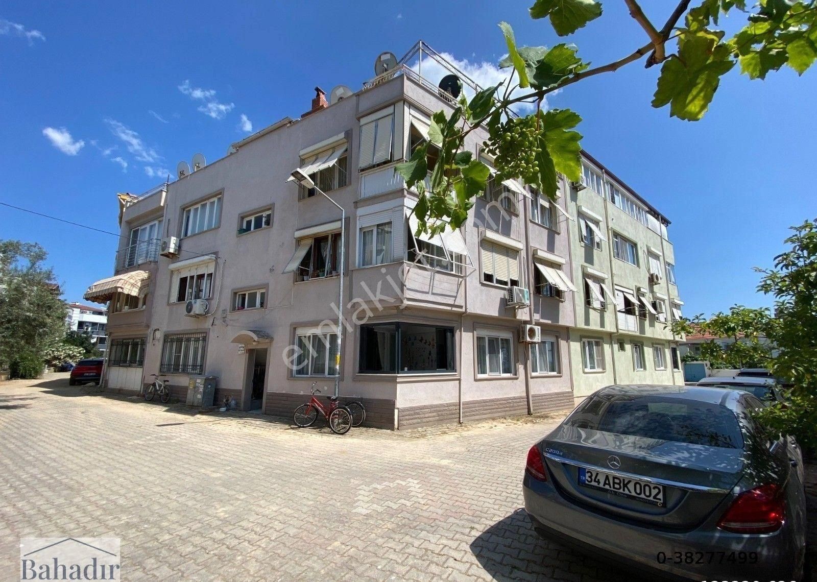 Bahadır Emlaktan Denize 10 Adım Satılık Yüksek Giriş 2+1 Ayrı Mutfak