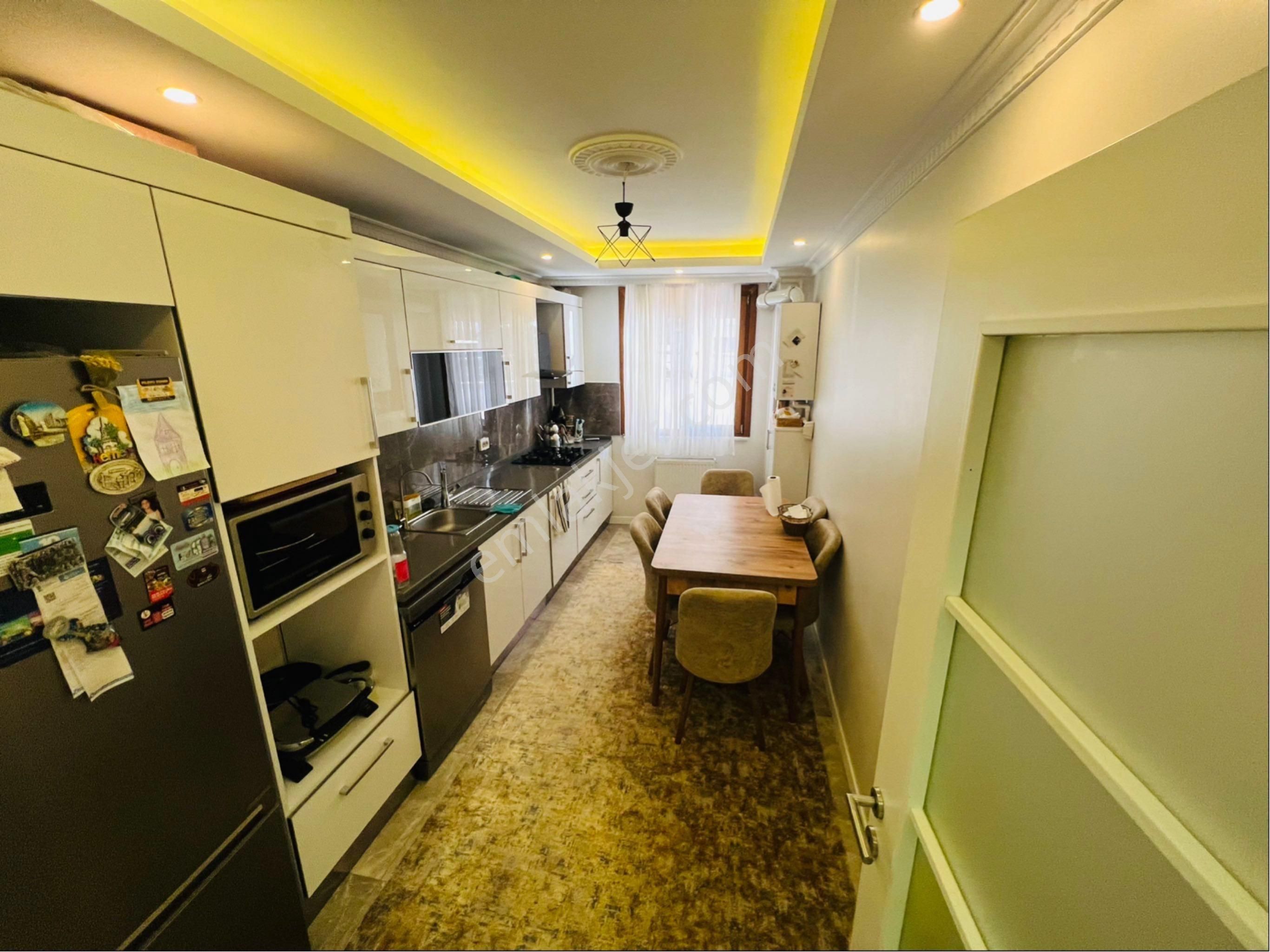 Üniversiteye Ve Avcılar Meydana Yakın Kiralık Daire