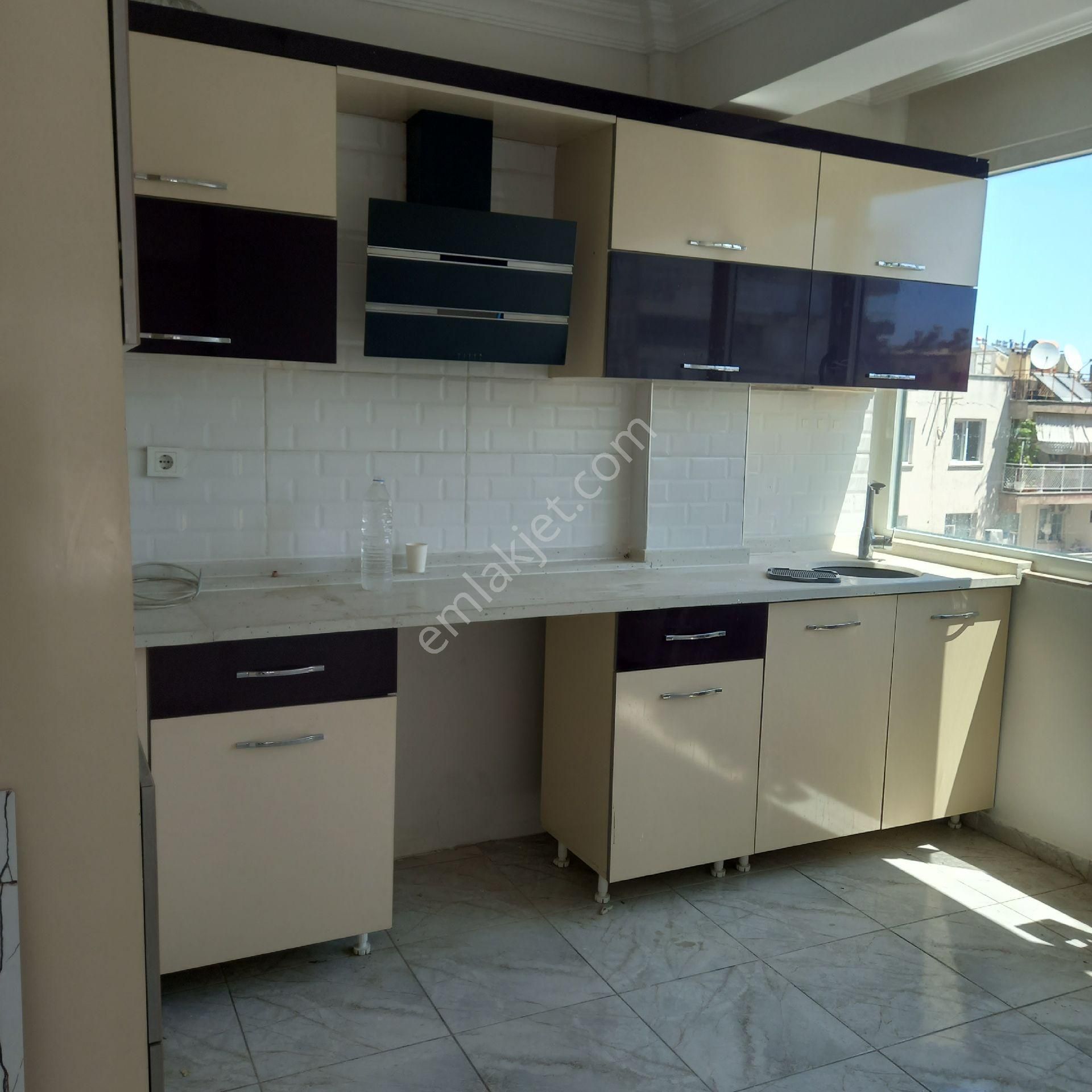 Y Yıl Üzerinde Köşe Kiralık Ofis - Görsel 6