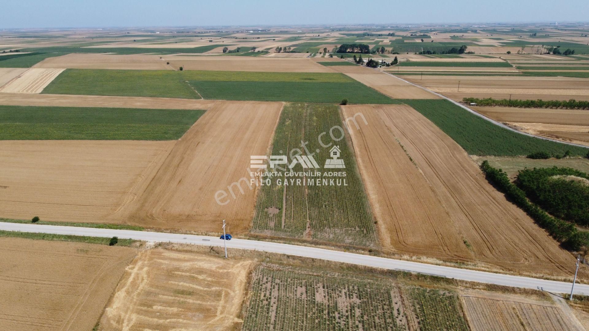 Tekirdağ Saray Sofular Mahallesinde 5.613 M2 Satılık Tarla.!!