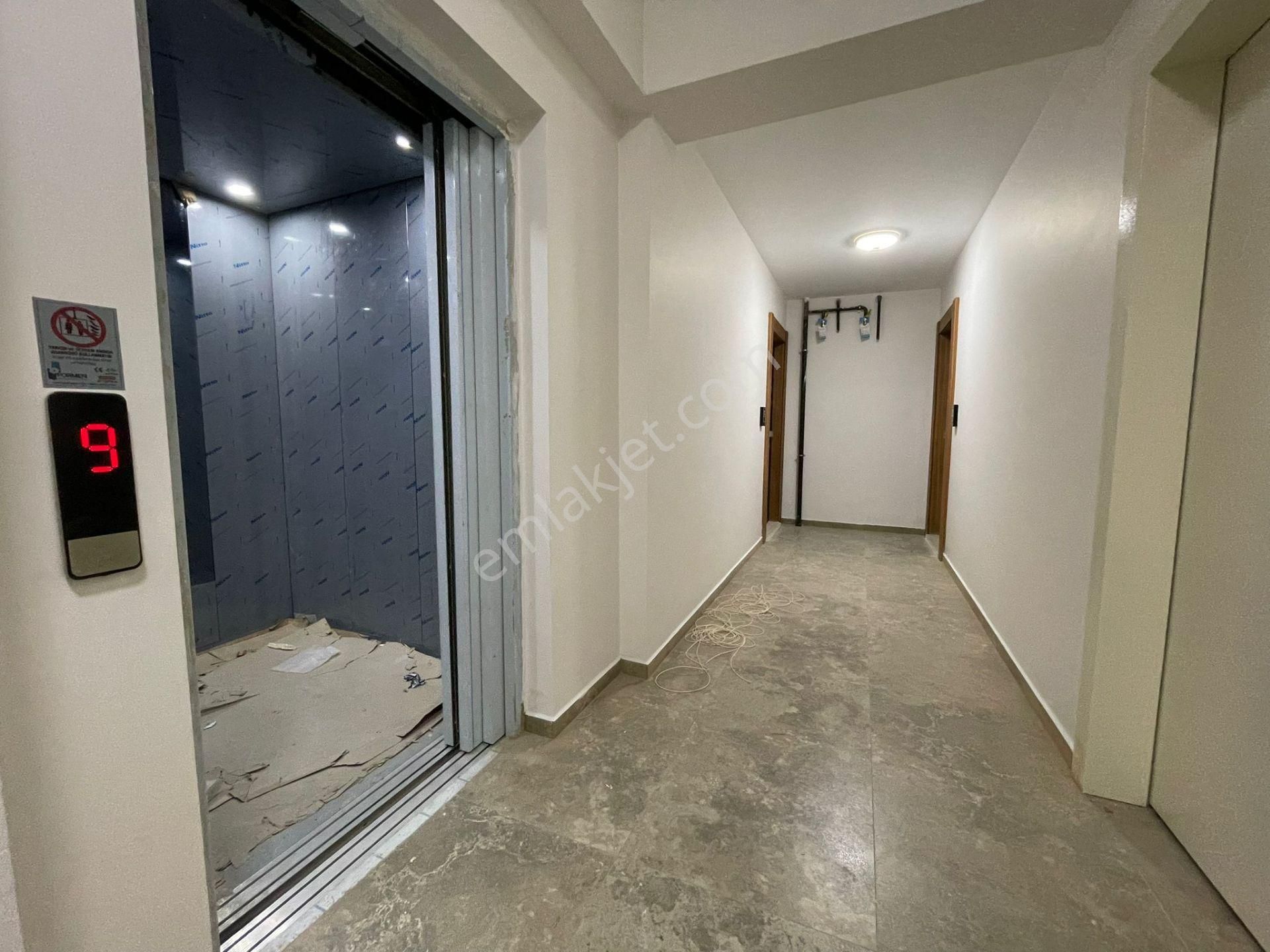 B.evler Devlet Hastanesi Yakını Sıfır Bina 3+1 Kapalı Otoparklı - Görsel 24