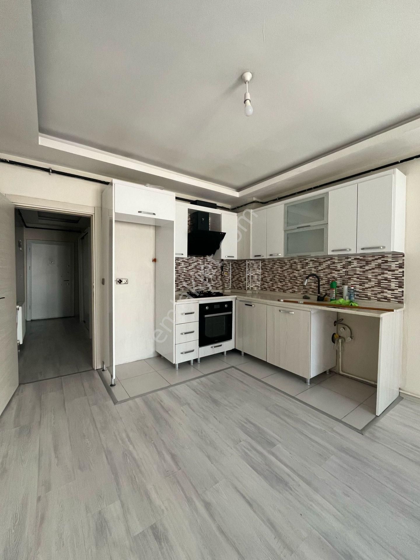 Ydn'den Van Avm'ye Yakın Kiralık Amerikan Mutfaklı 2+1 Daire
