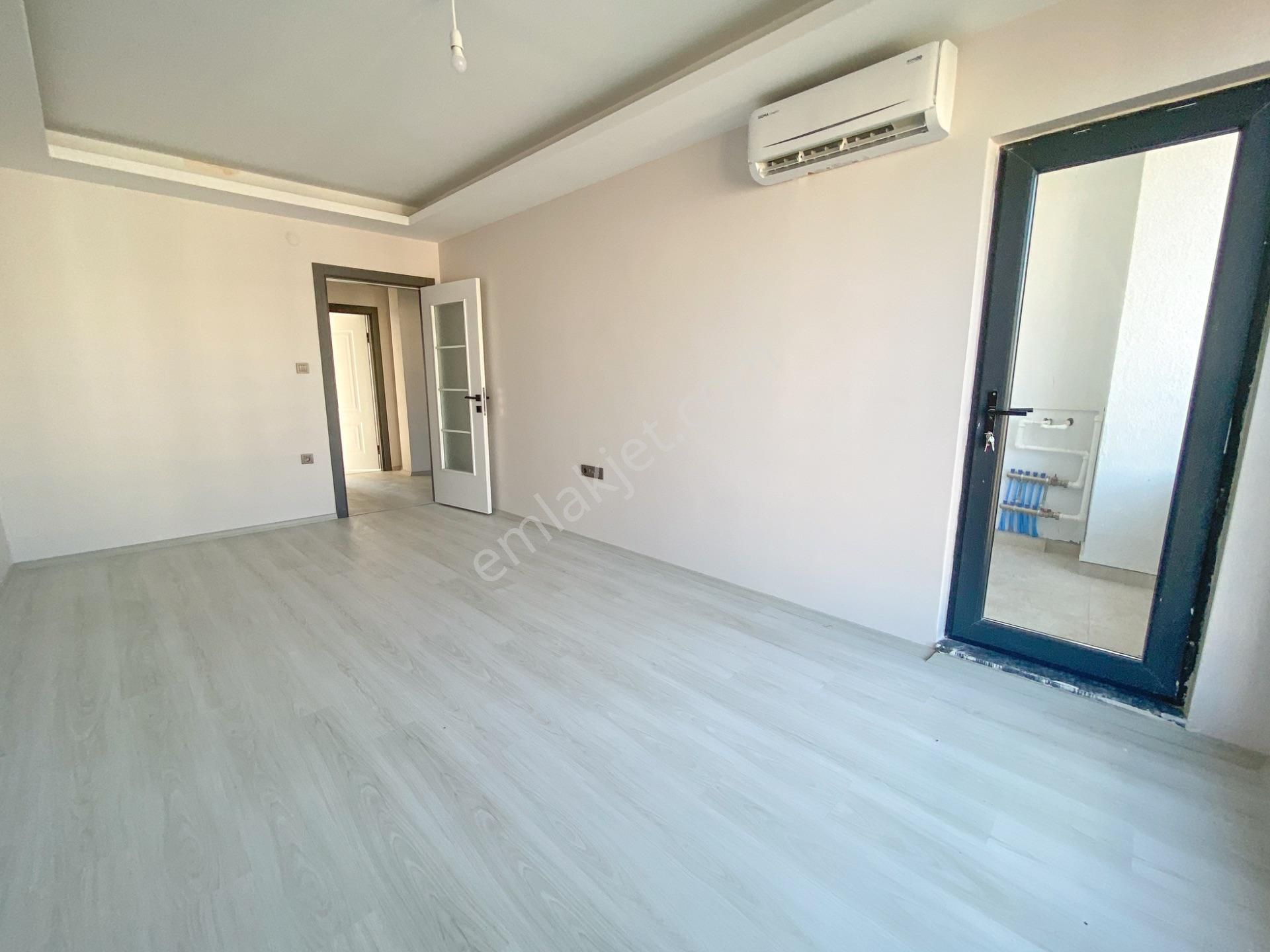 Kumbağ'da Merkezi Konumda Geniş Lüks Satılık 1+1 Daireler - Görsel 11