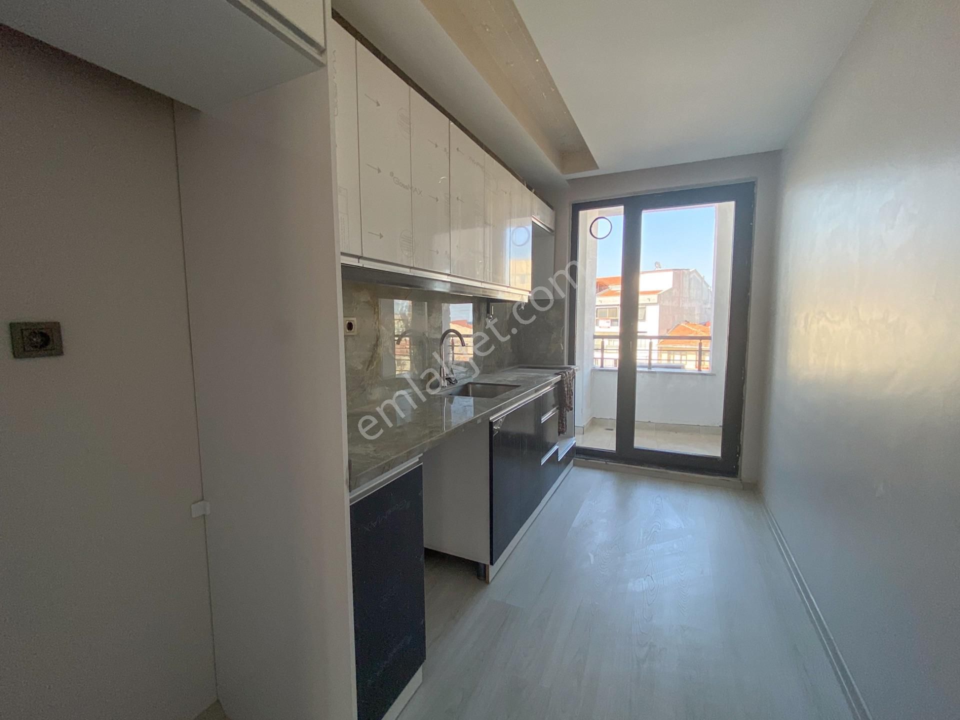 Kumbağ'da Merkezi Konumda Geniş Lüks Satılık 1+1 Daireler - Görsel 14