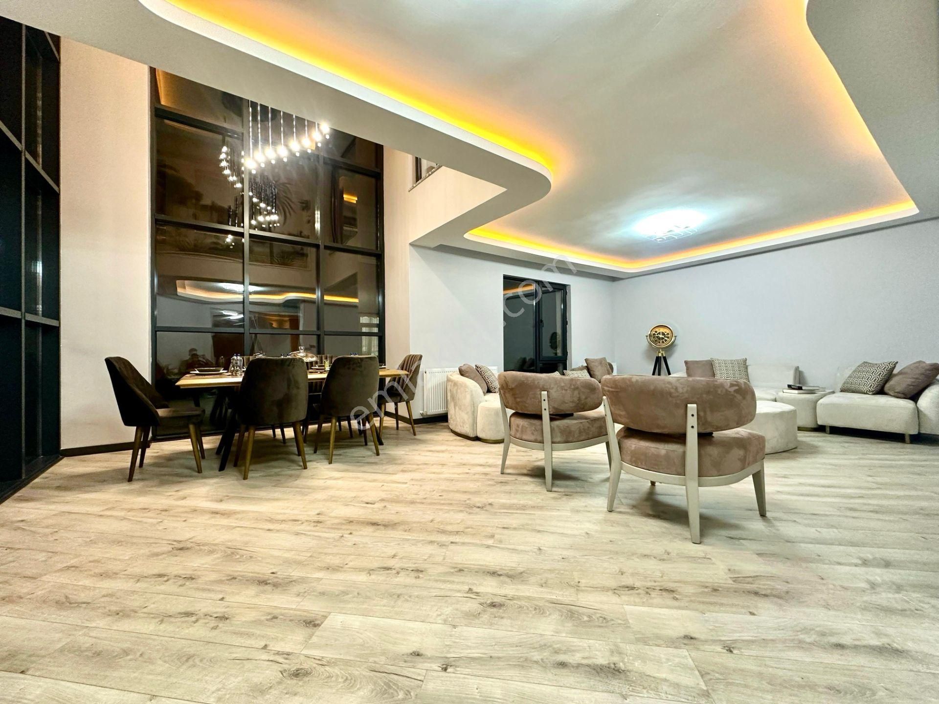 Kalecik Emlak'tan -modern Yapı- Isıtmalı Havuz Sauna Hamam Spor Salonu K.otopark 364m² Lüks Triplex