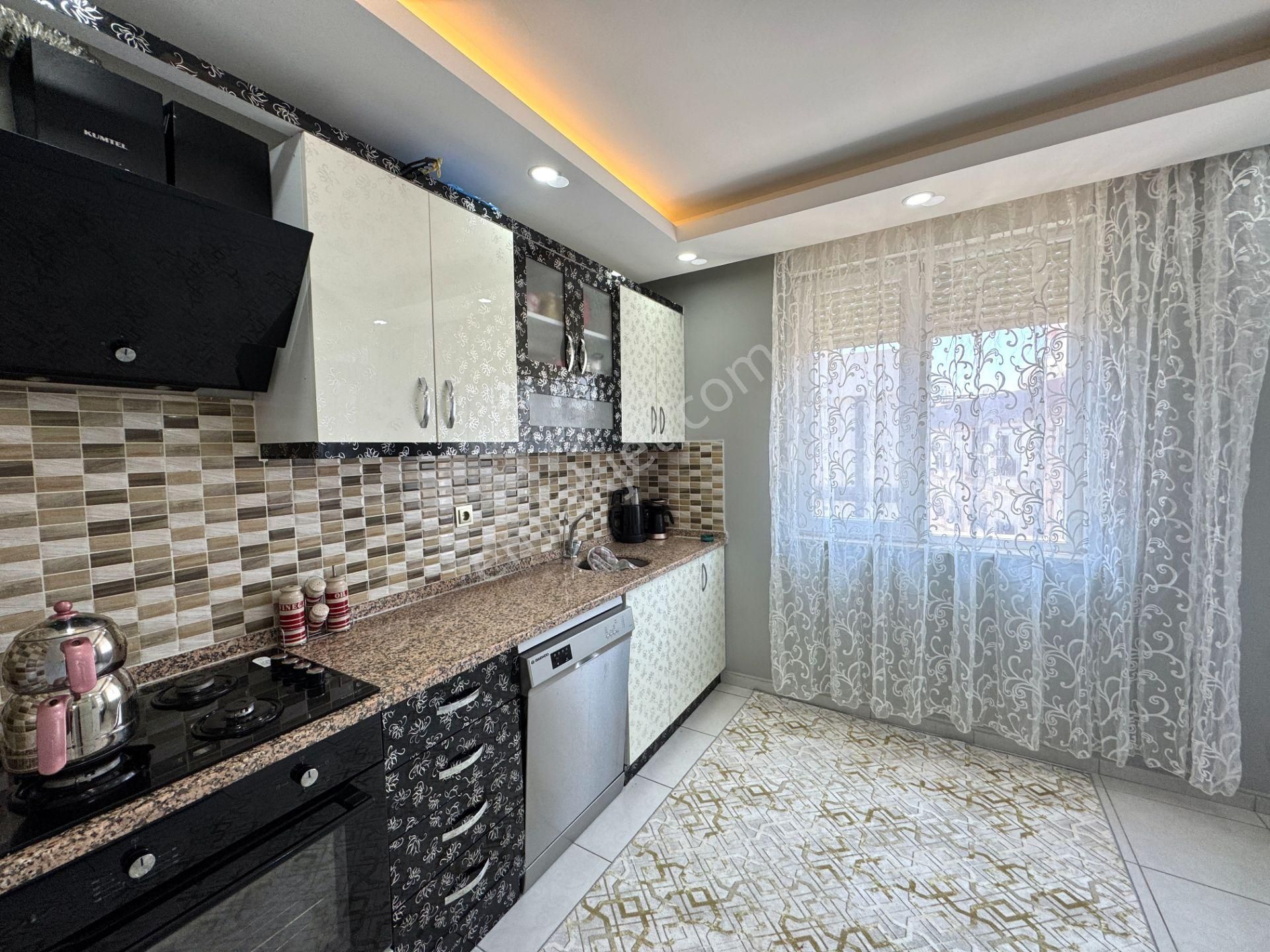 Yüksekalan Salı Pazarı Karşısı İçi Lüks Yapılı Geniş 2+1 - Görsel 13