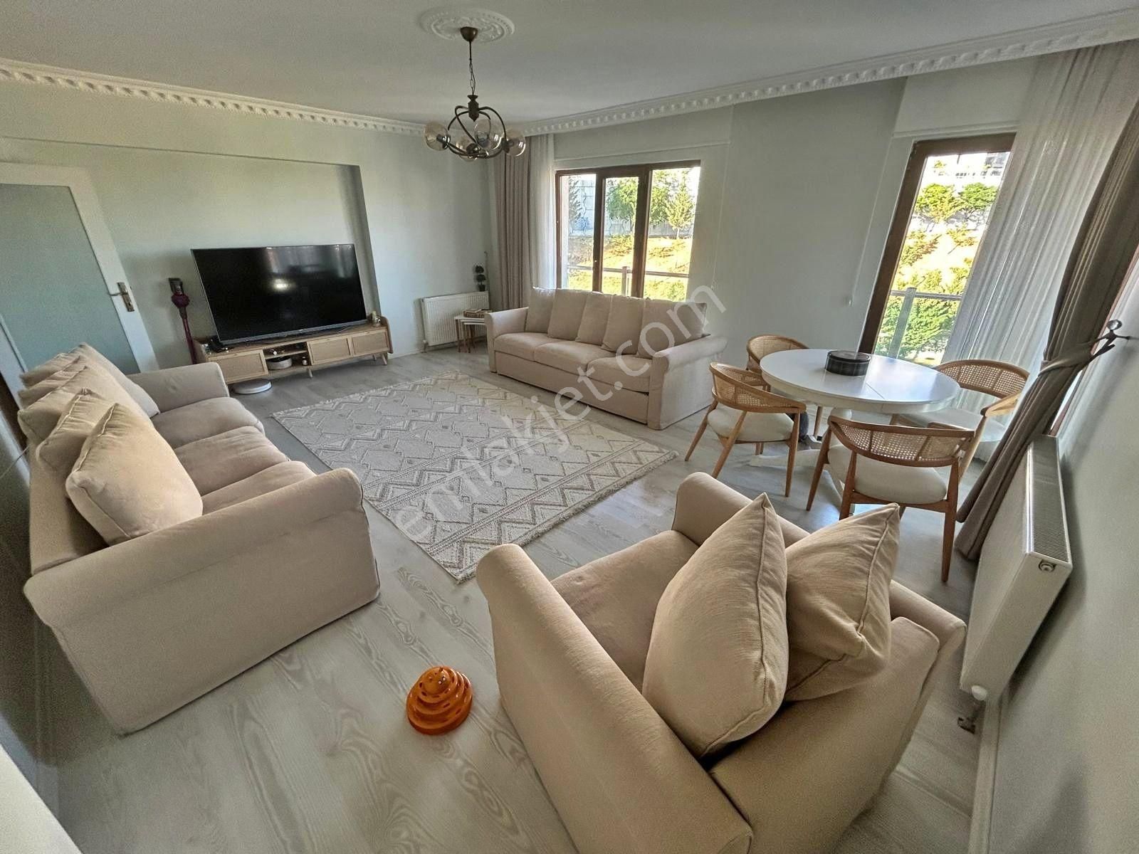 Mamak Belediyesi Dibi Çarşı İçinde 4.kat/130²asansörlü 3+1 Daire