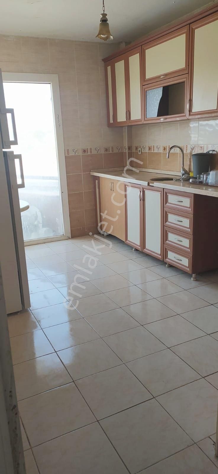 Menemen Kazımpaşa Mahalle Kiralık Eşyalı Balkonlu3+1 Çiğliserkan
