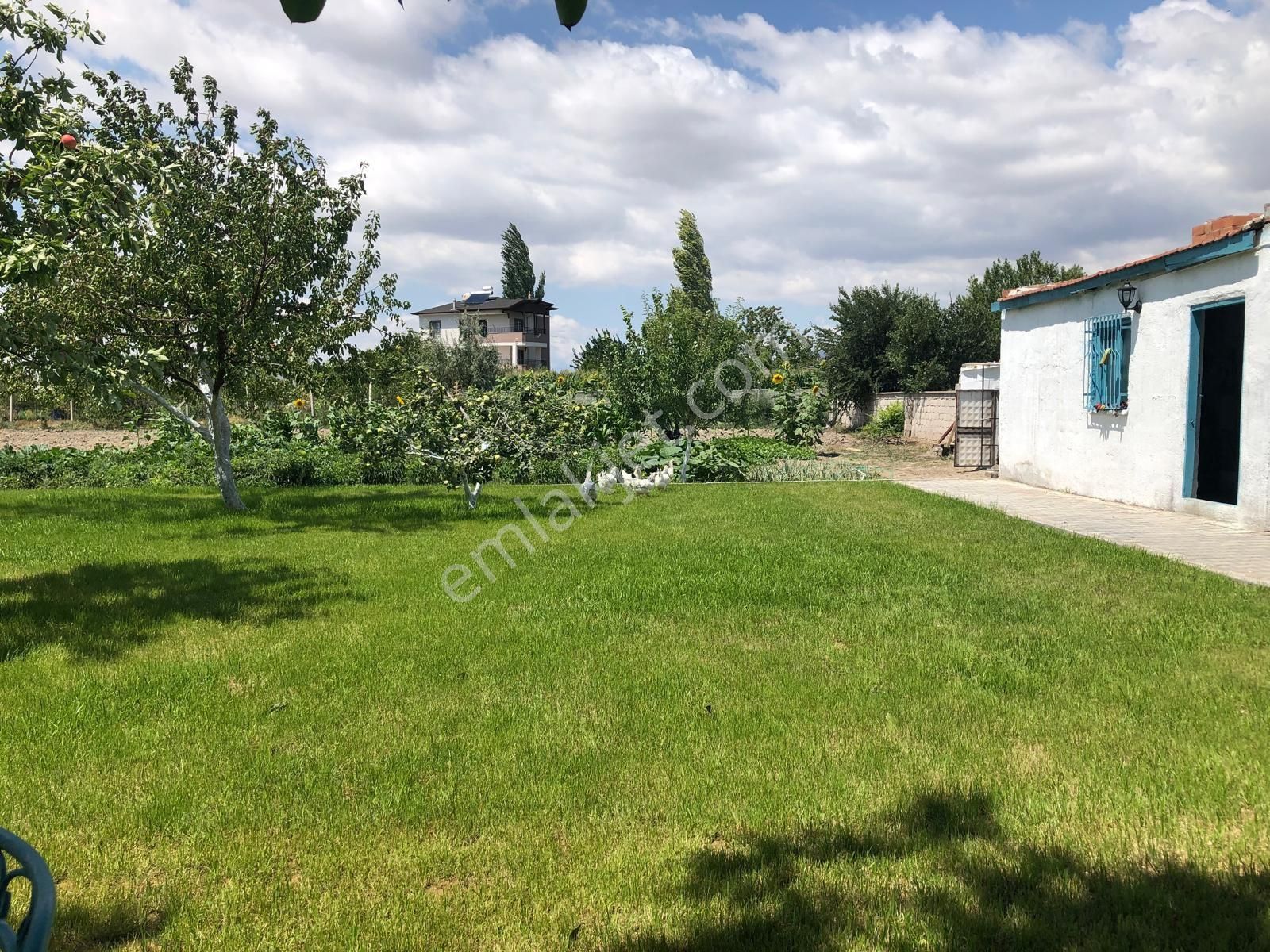 Niğde Bor Bentkavak Da Satılık Bahçeli Müstakil Ev - Görsel 3