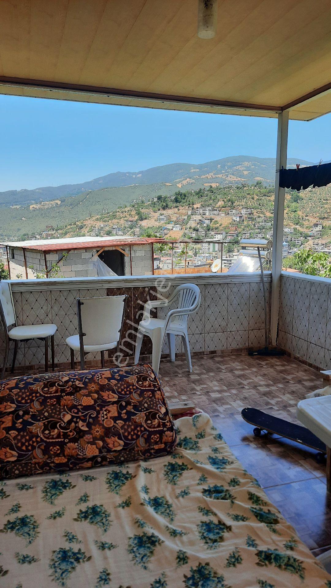 Üç Katlı Büyük Arsalı Yaylalık - Görsel 6