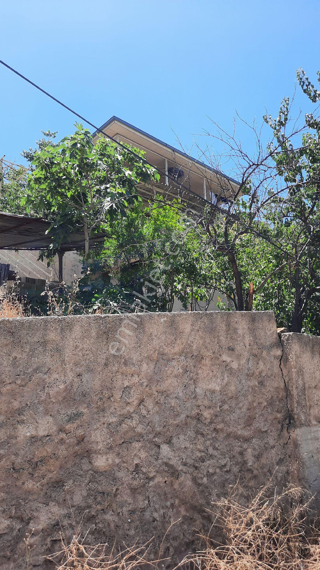 Üç Katlı Büyük Arsalı Yaylalık - Görsel 35