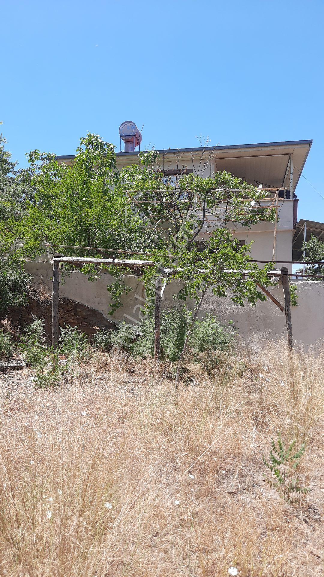 Üç Katlı Büyük Arsalı Yaylalık - Görsel 32