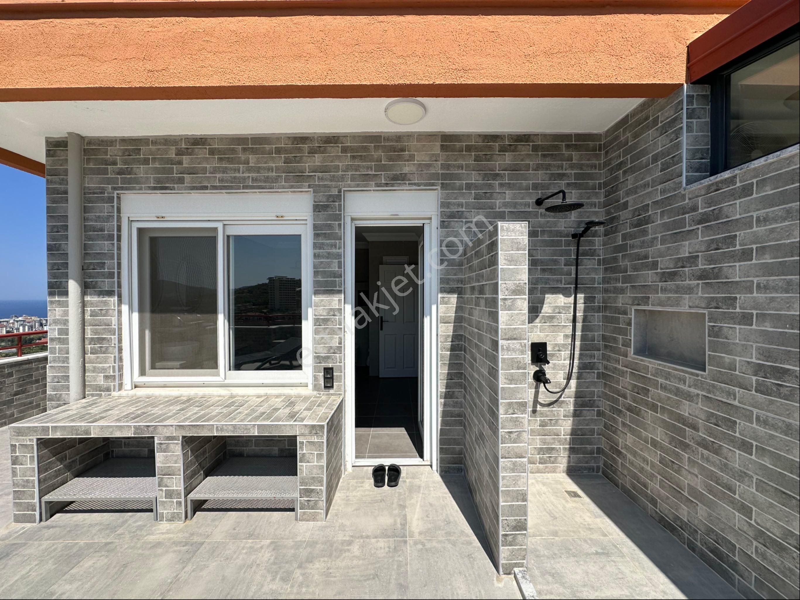 Holiday Village’de 4+2 Full Tadilatlı Lüx Eşyalı Dublex - Görsel 24