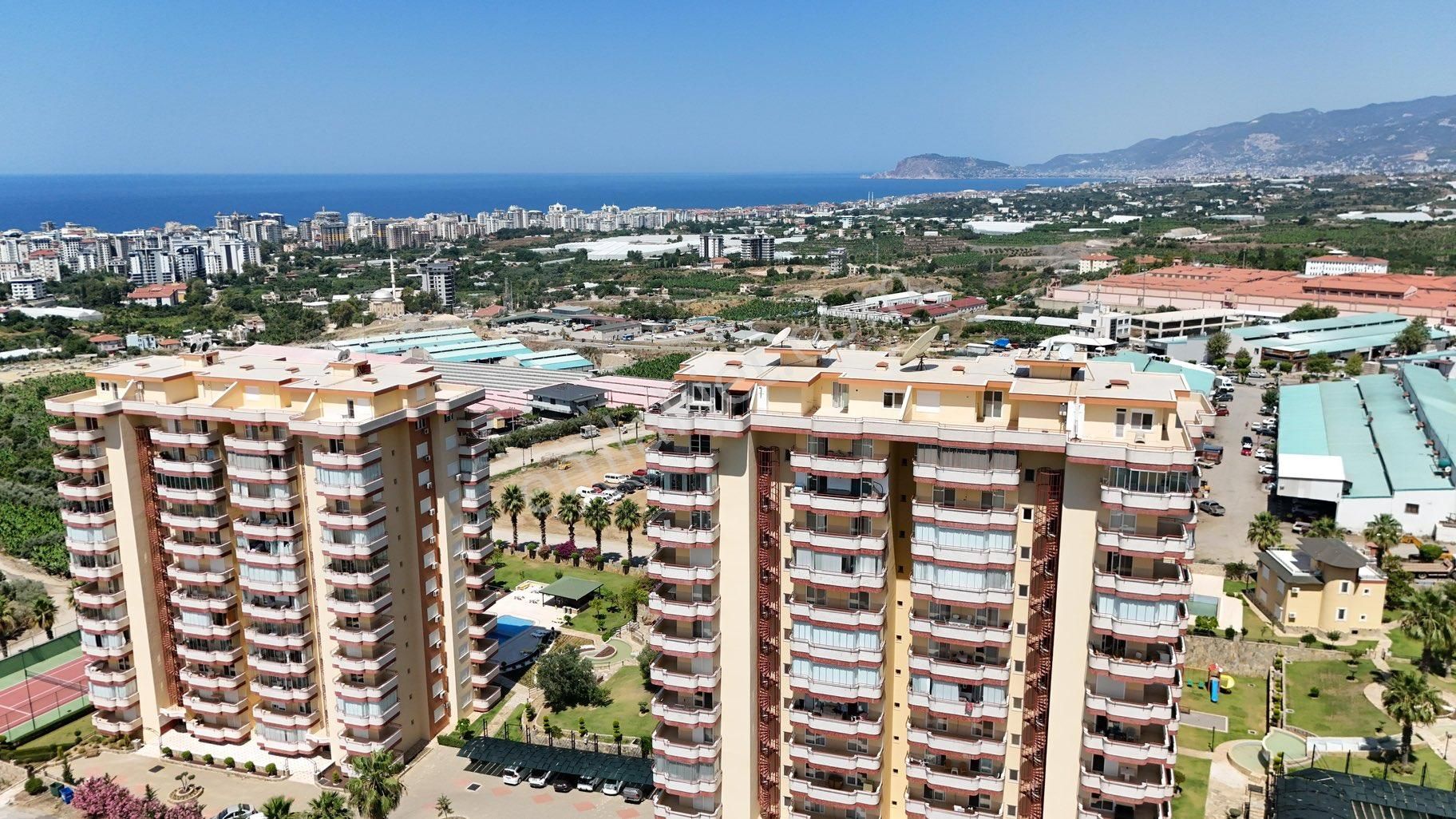 Holiday Village’de 4+2 Full Tadilatlı Lüx Eşyalı Dublex - Görsel 2
