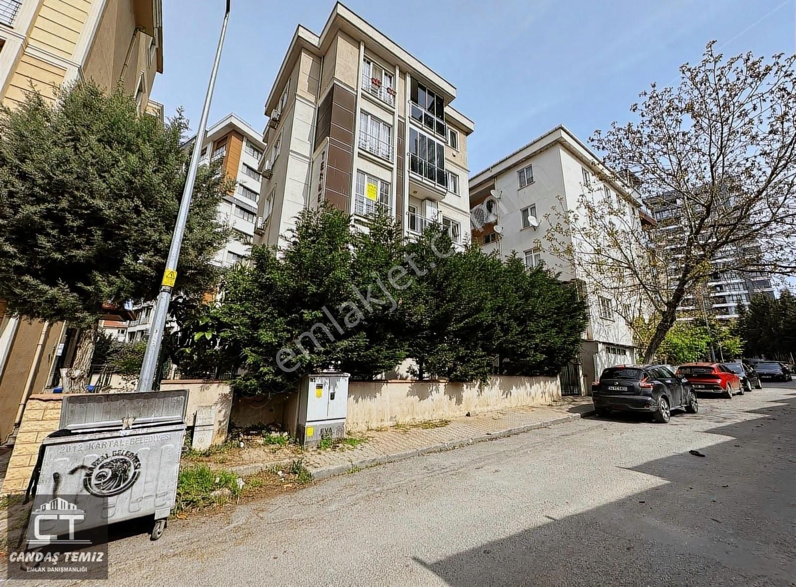 Ct Emlak'tan Atalar'da K.mülkiyetli / E.banyolu (3+1) Daire